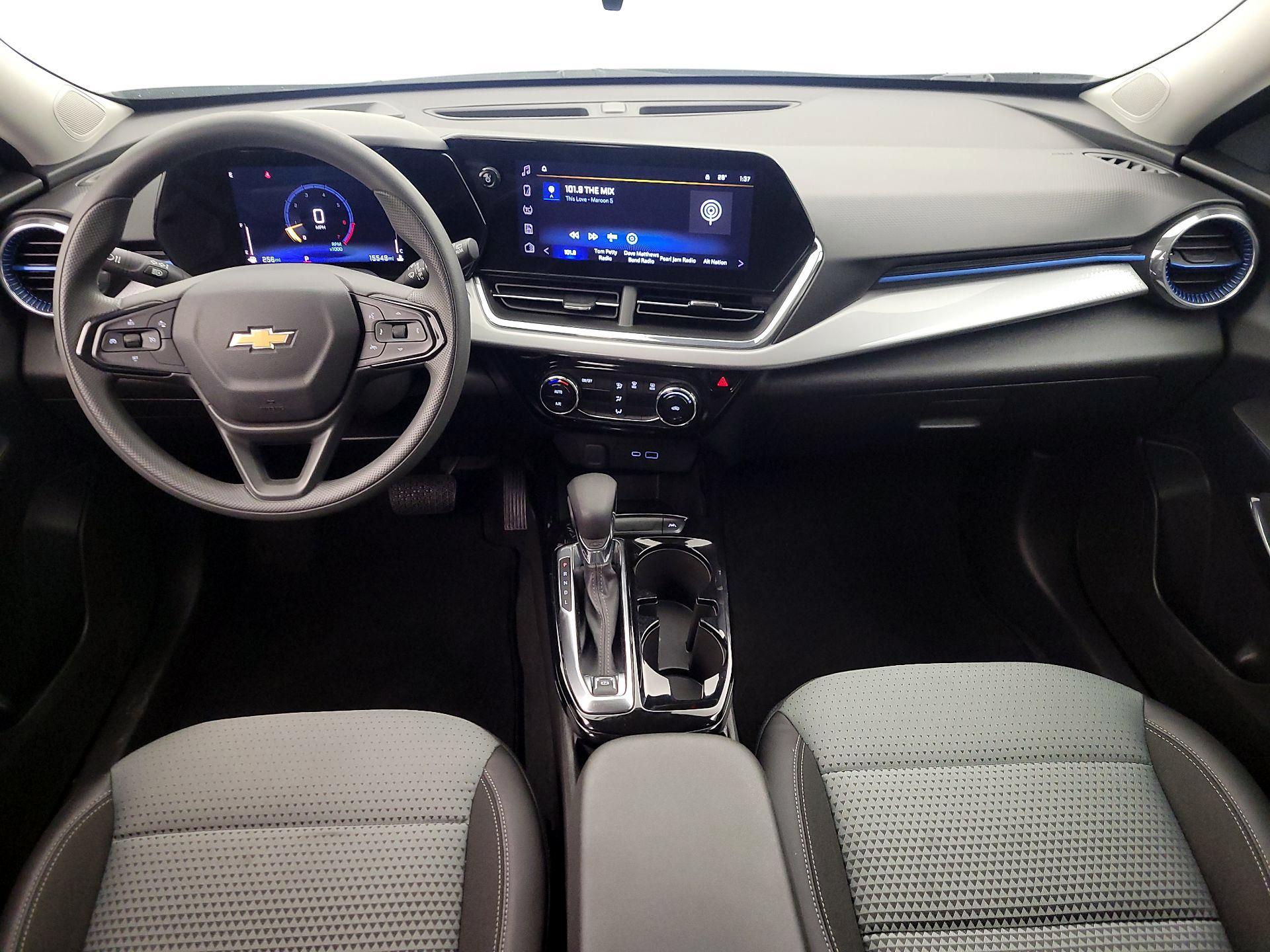 Thumbnail: 2025 Chevrolet Trax - 9