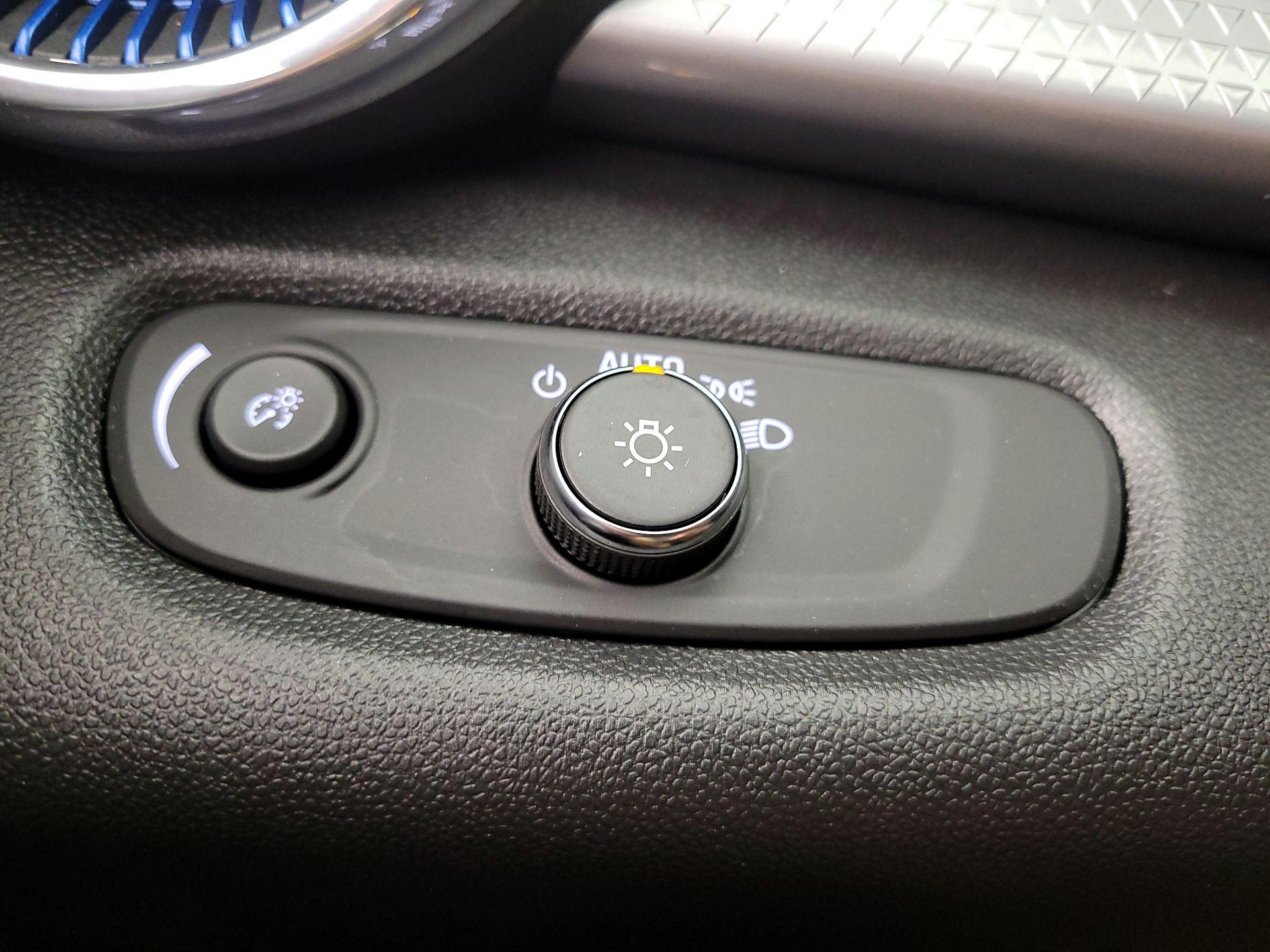 Thumbnail: 2025 Chevrolet Trax - 13