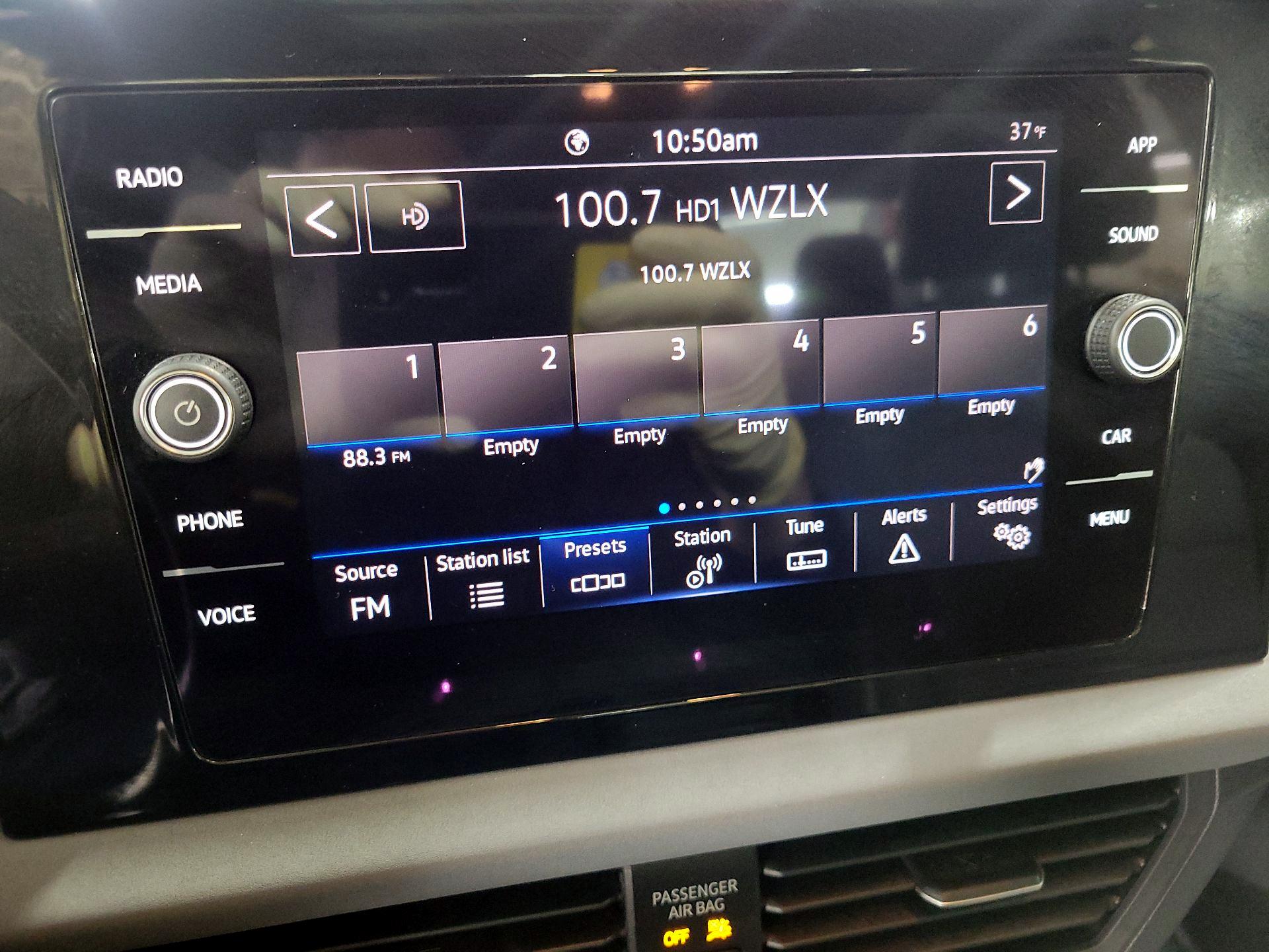 Thumbnail: 2025 Volkswagen Jetta - 15