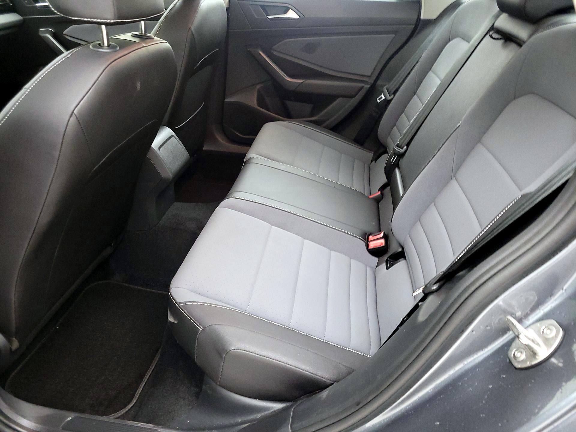 Thumbnail: 2025 Volkswagen Jetta - 20