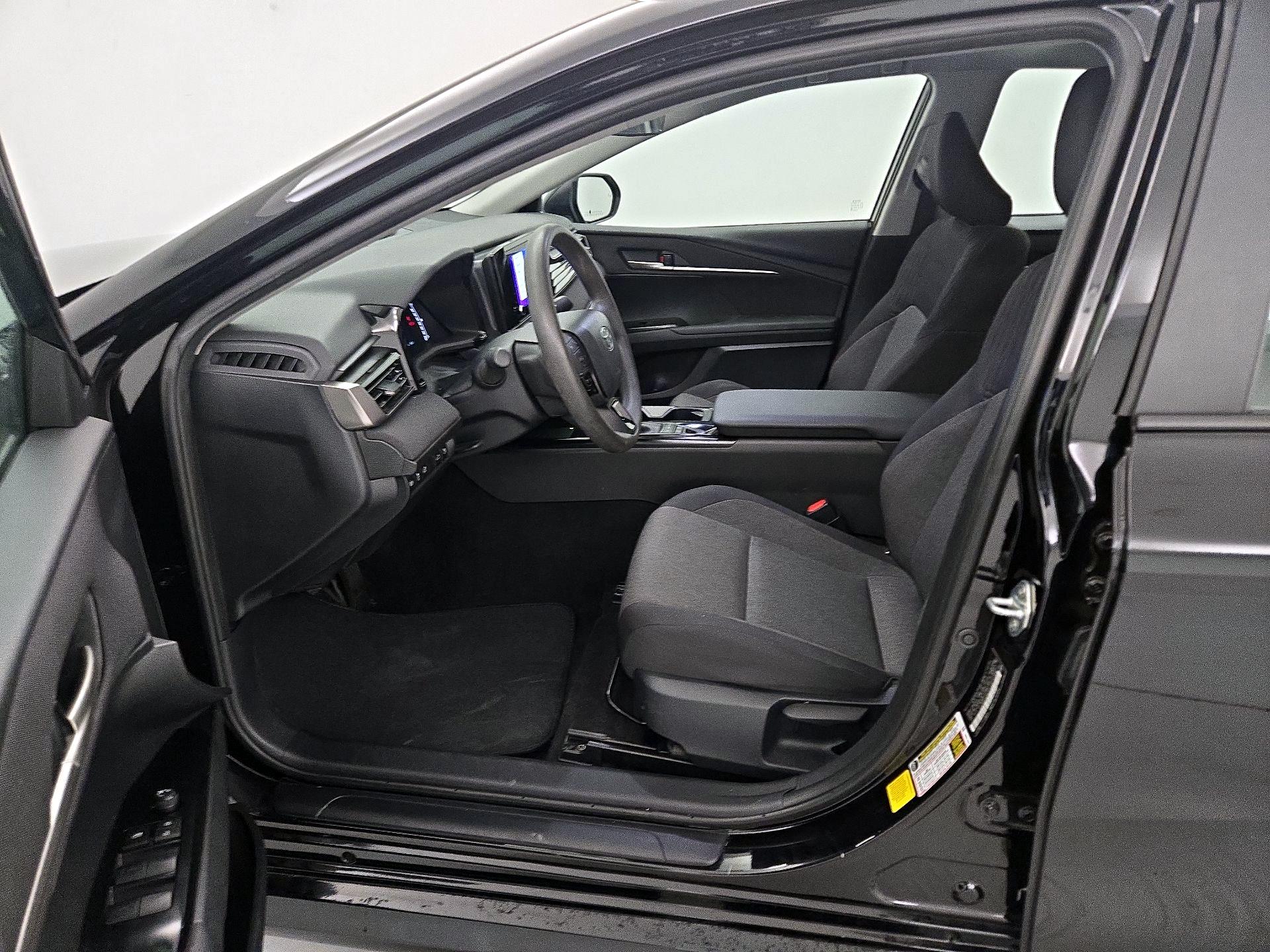 Thumbnail: 2025 Toyota Camry - 11