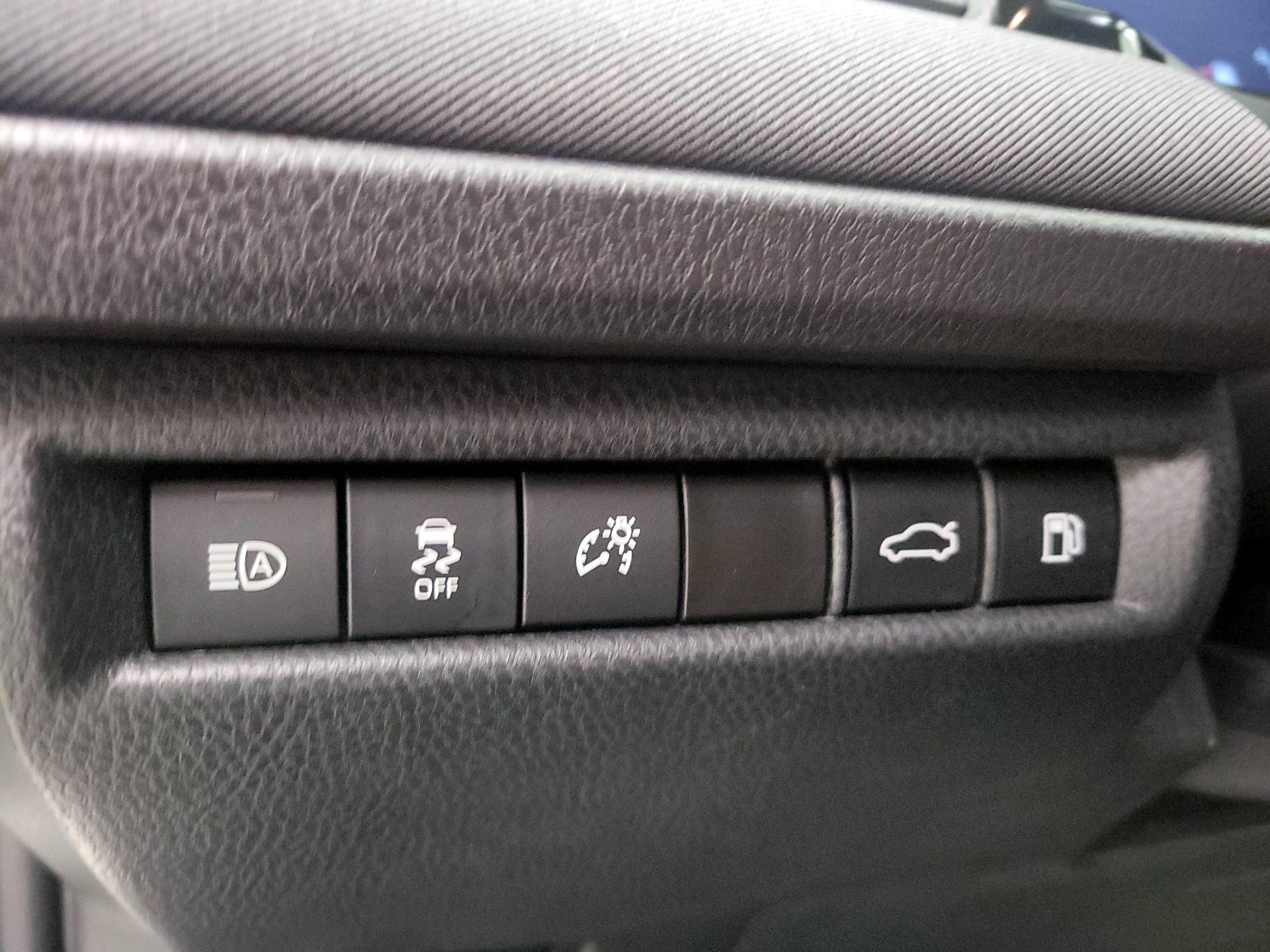 Thumbnail: 2025 Toyota Camry - 13