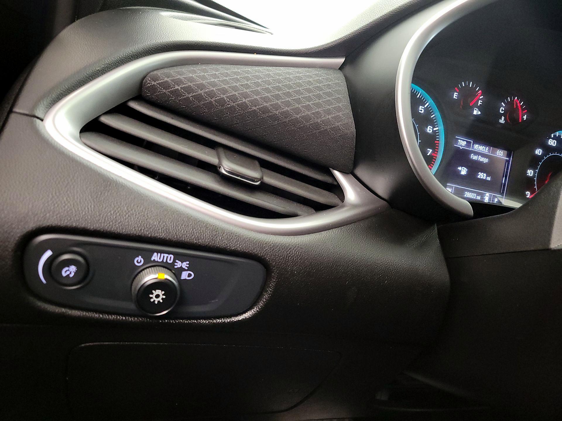 Thumbnail: 2024 Chevrolet Malibu - 13