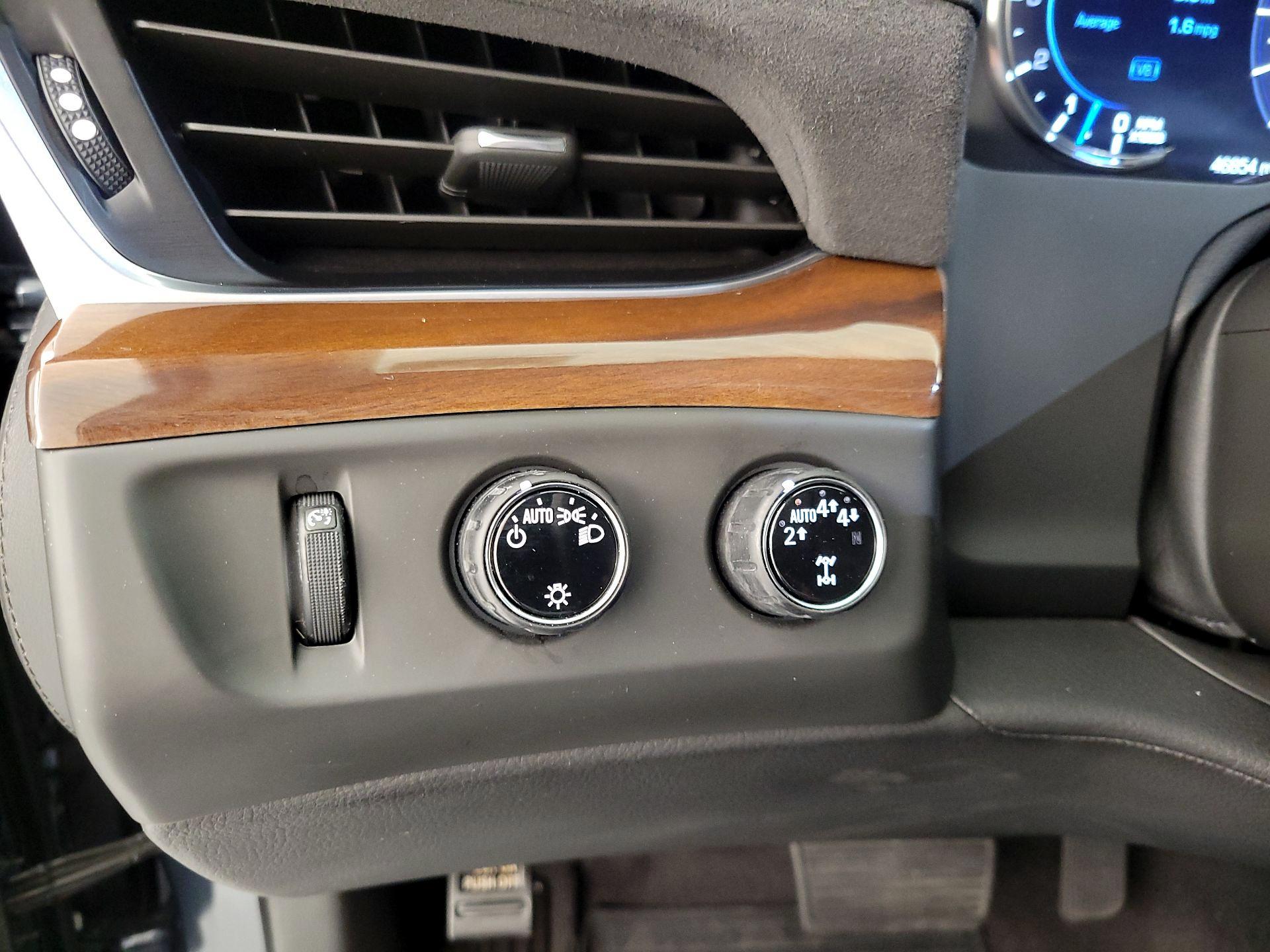 Thumbnail: 2020 Cadillac Escalade - 13