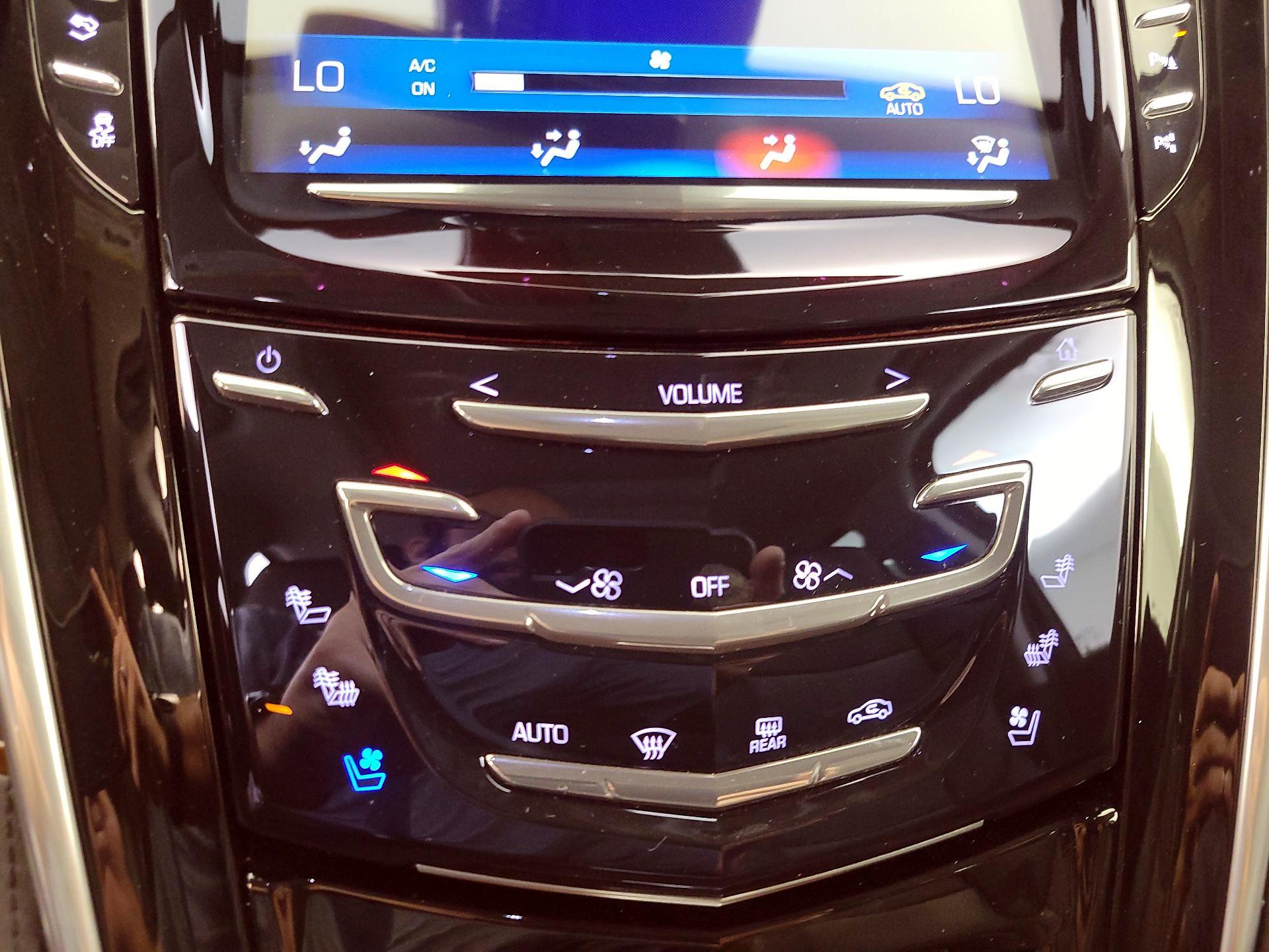 Thumbnail: 2020 Cadillac Escalade - 17