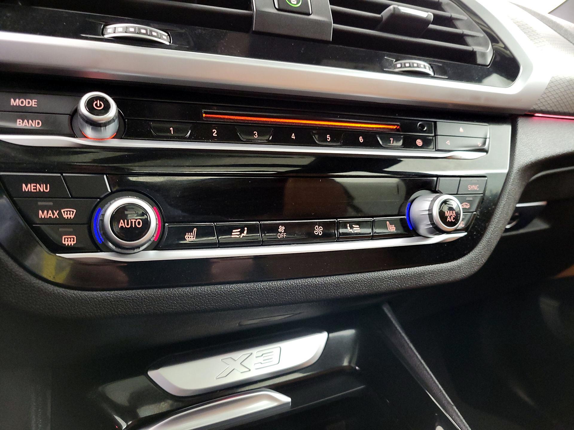 Thumbnail: 2019 BMW X3 - 17