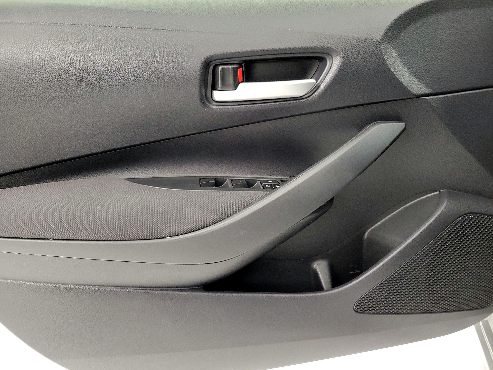 Thumbnail: 2021 Toyota Corolla - 12