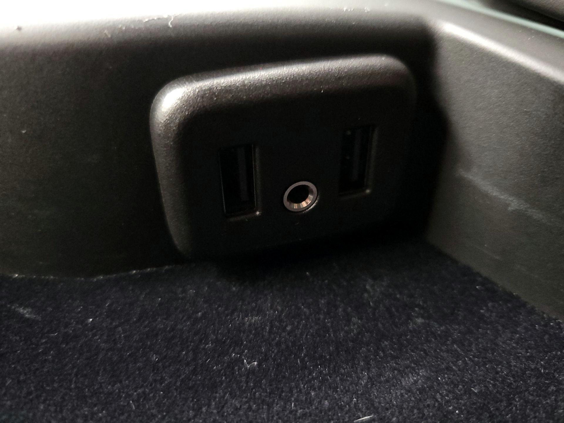 Thumbnail: 2017 Chevrolet Corvette - 18