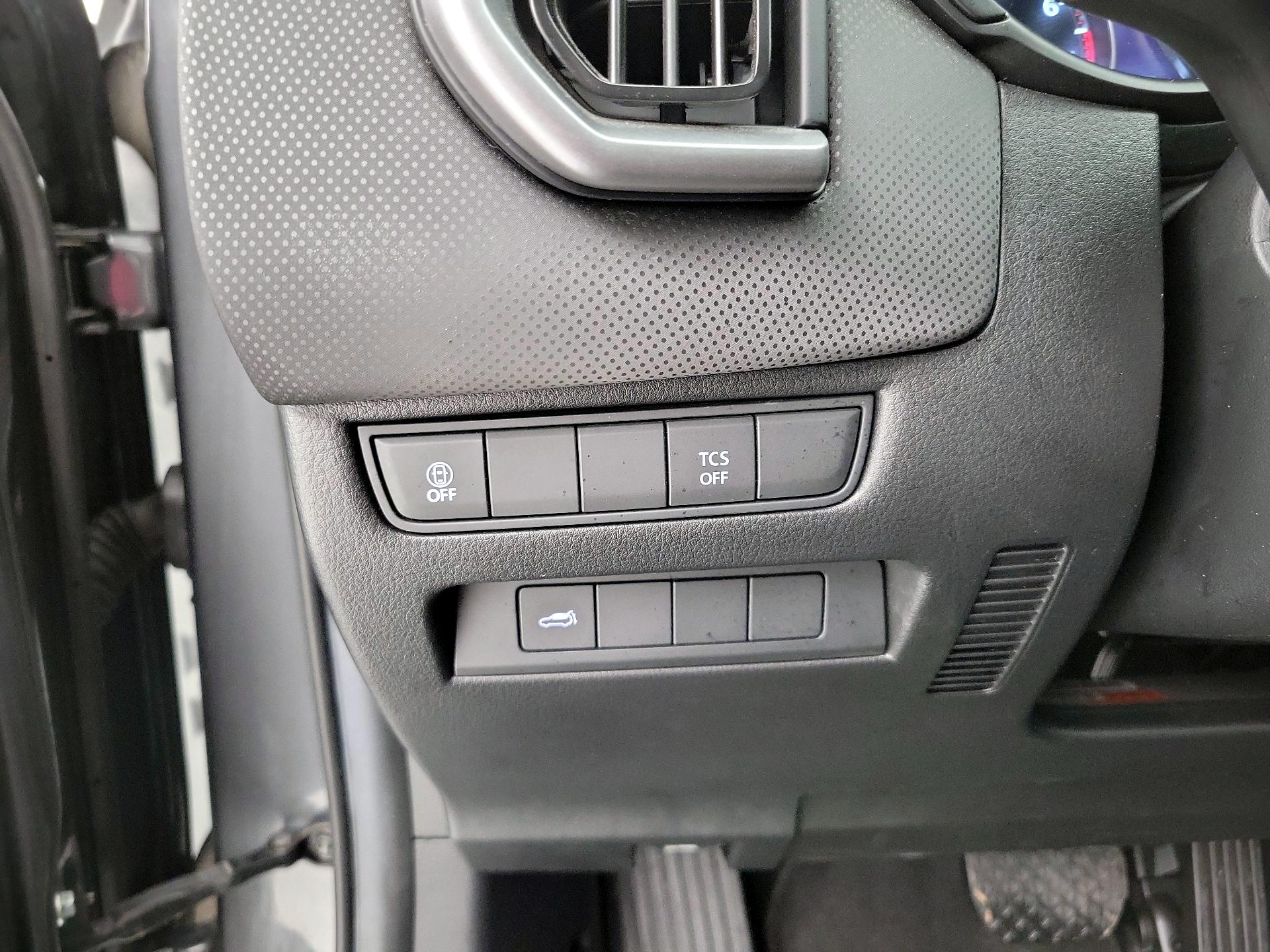 Thumbnail: 2025 Mazda CX-50 - 13