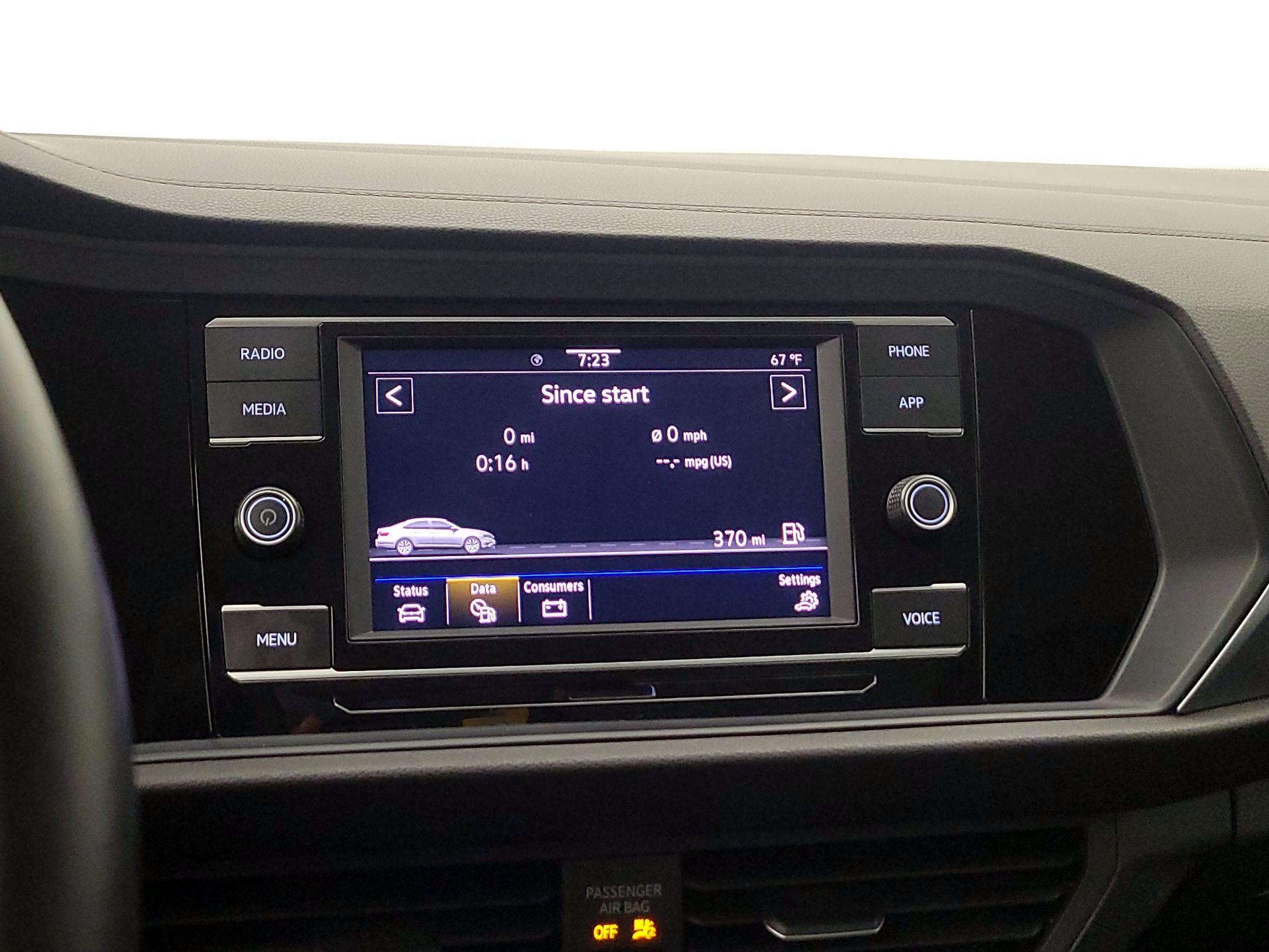 Thumbnail: 2024 Volkswagen Jetta - 15