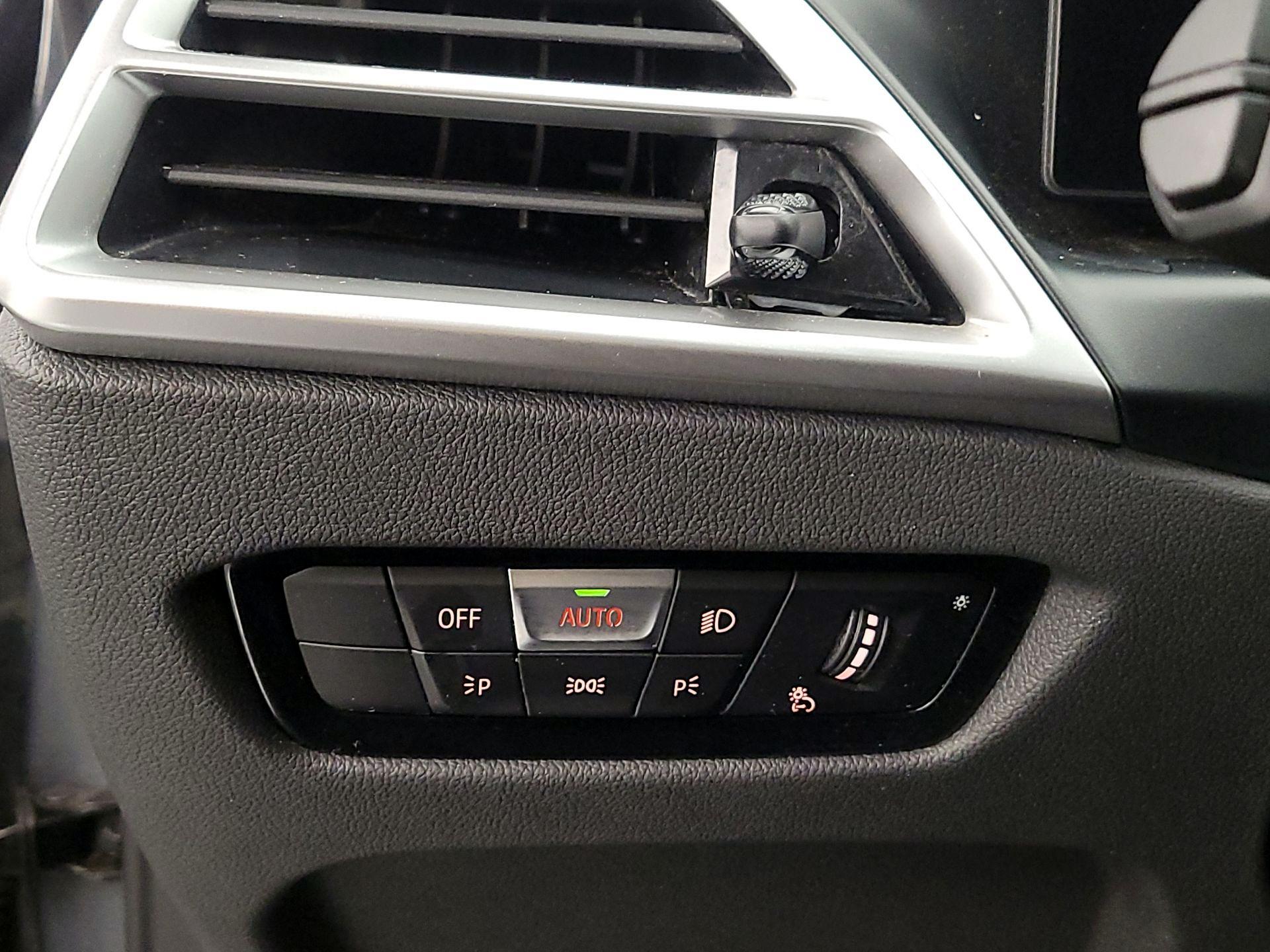 Thumbnail: 2025 BMW 4 Series - 13