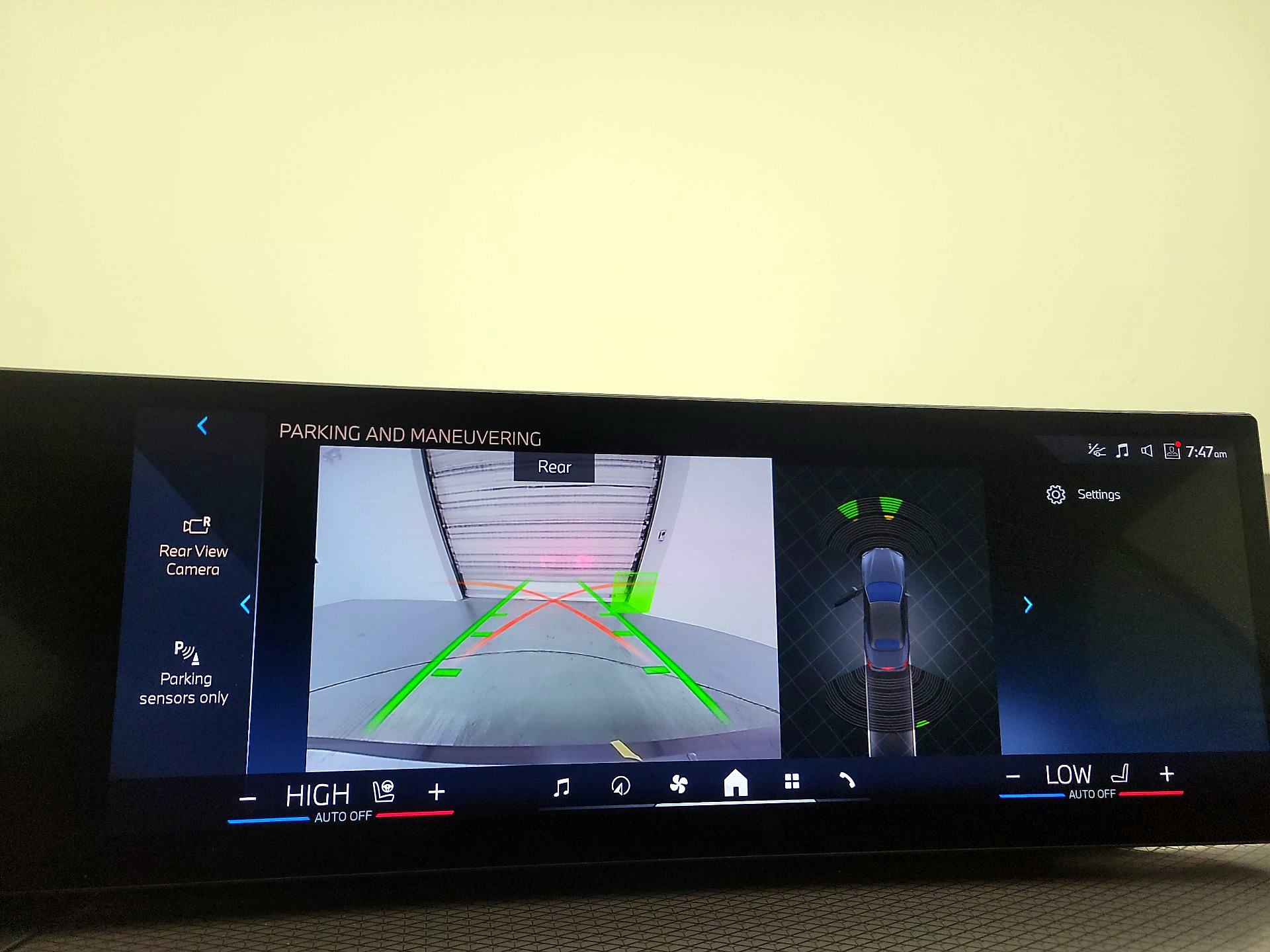 Thumbnail: 2025 BMW 4 Series - 14