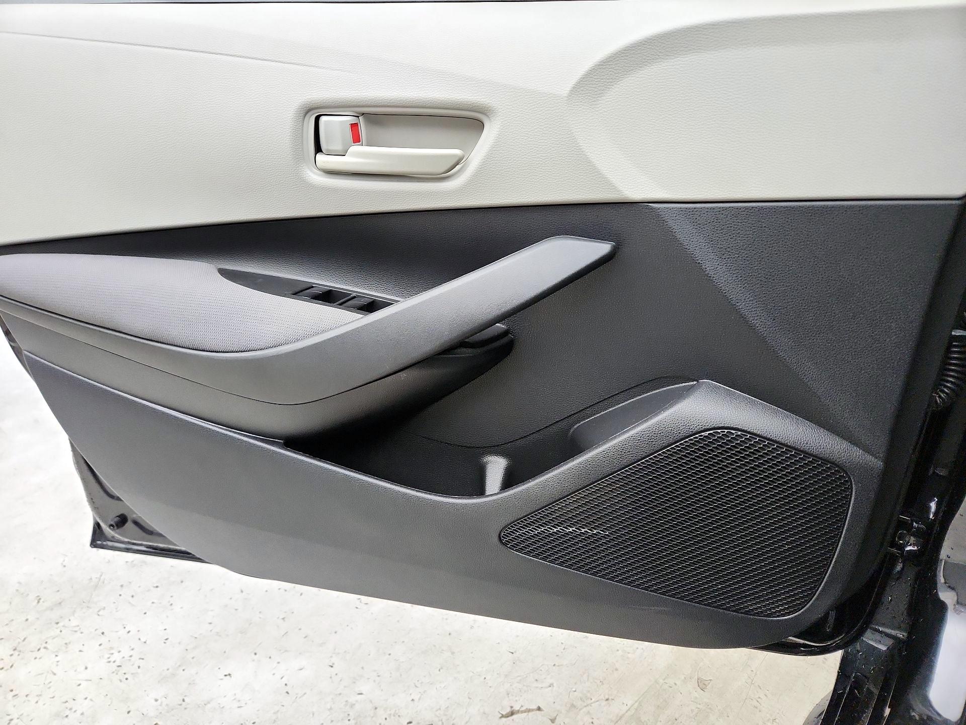 Thumbnail: 2022 Toyota Corolla - 12