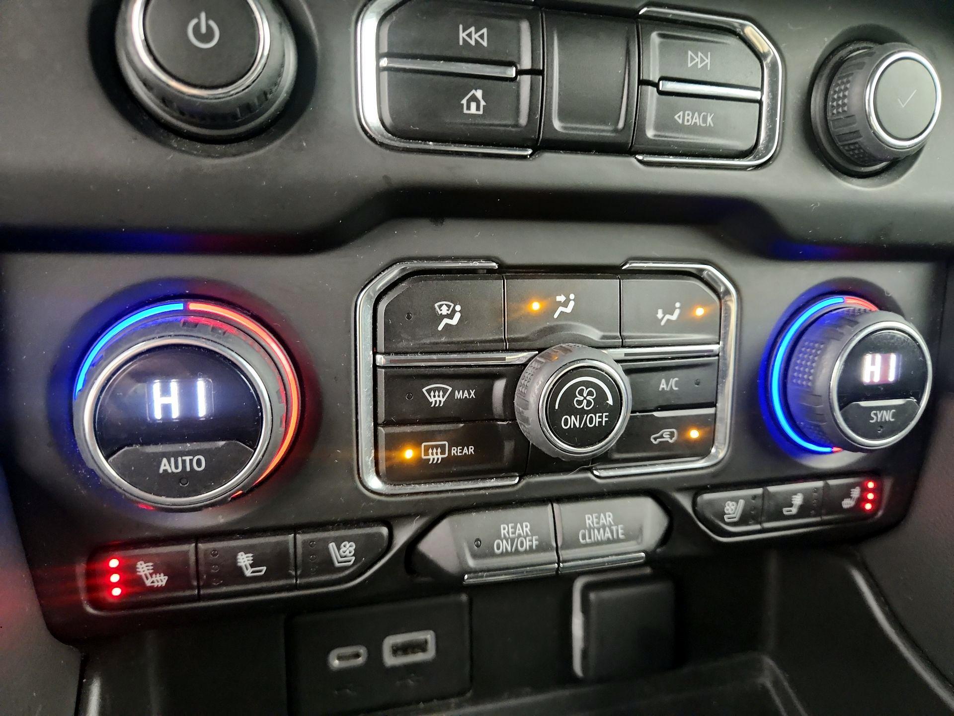 Thumbnail: 2023 Chevrolet Suburban - 16