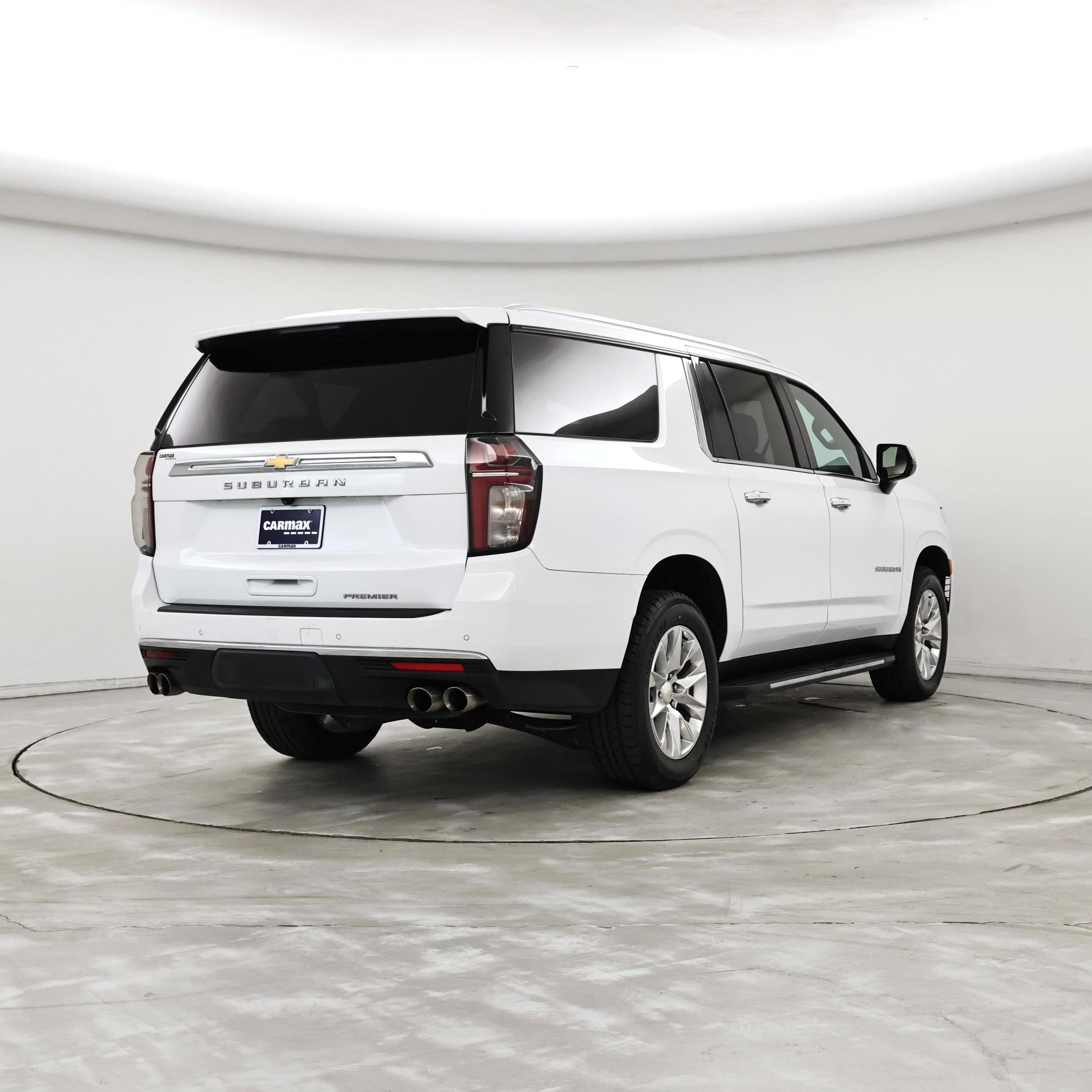 Thumbnail: 2023 Chevrolet Suburban - 8