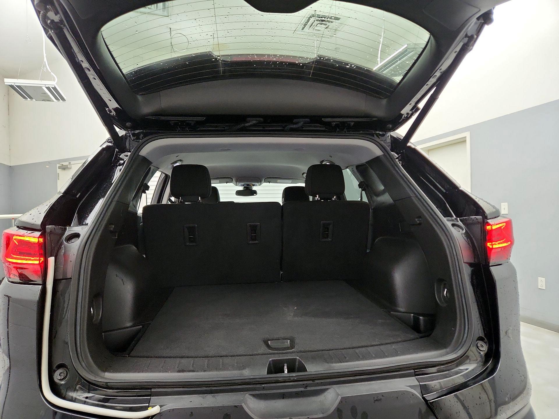 Thumbnail: 2023 Chevrolet Blazer - 20