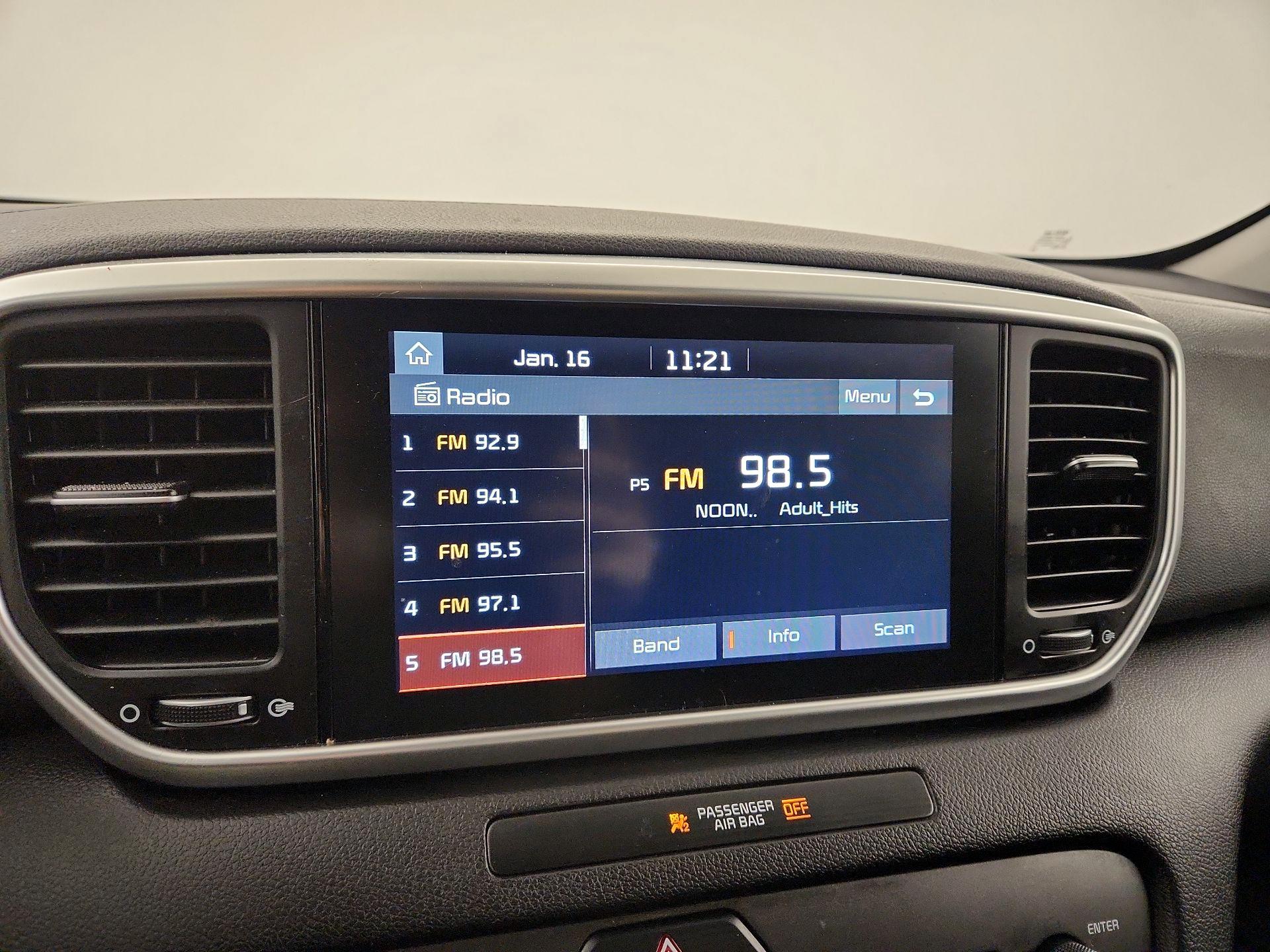 Thumbnail: 2022 Kia Sportage - 15