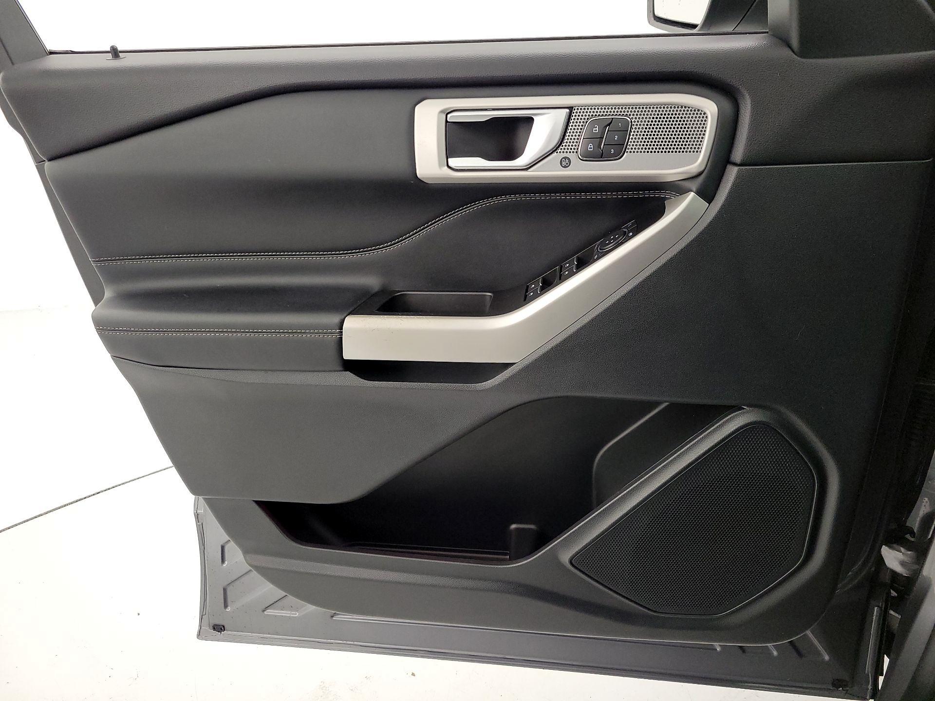 Thumbnail: 2021 Ford Explorer - 12