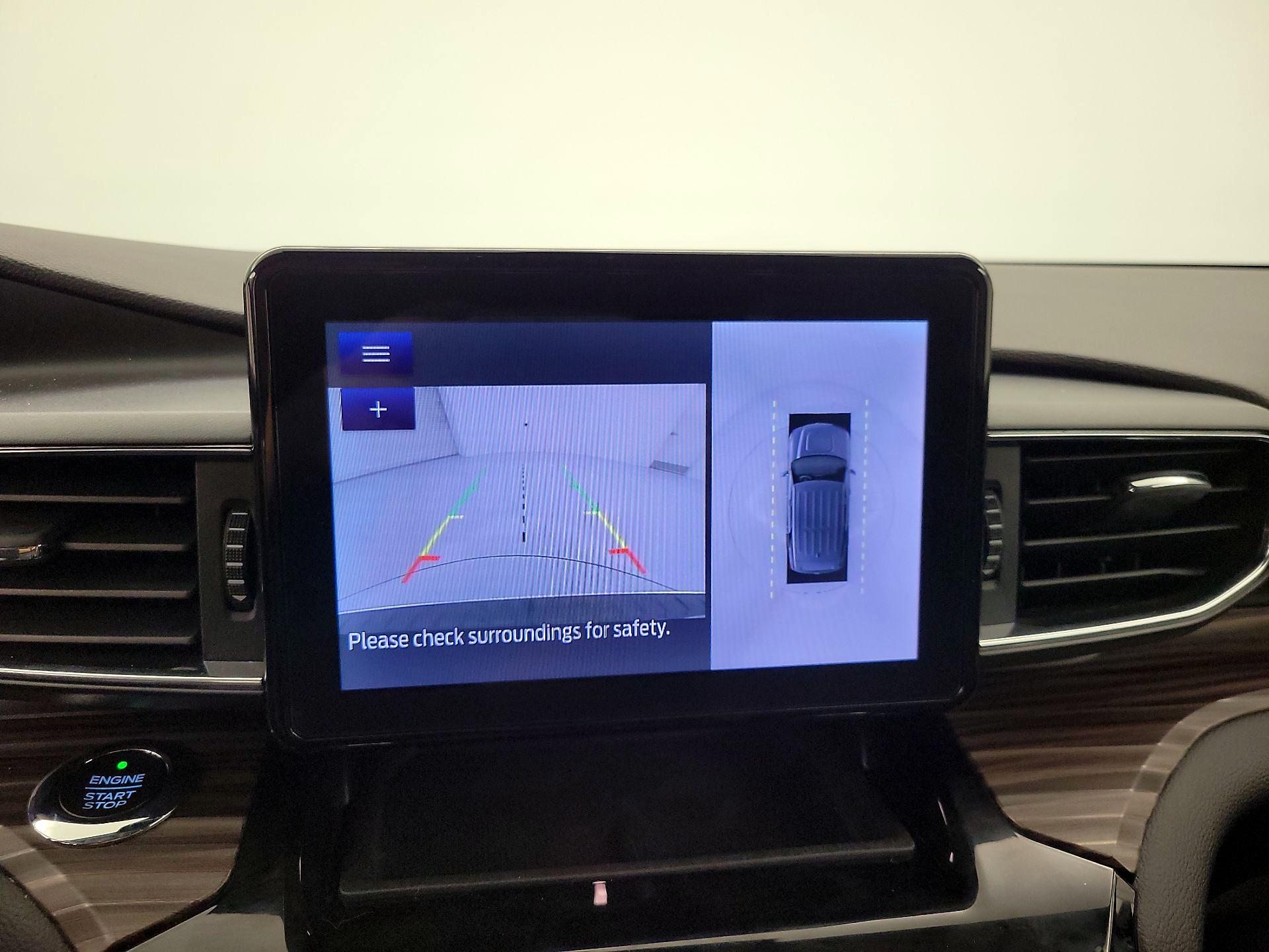 Thumbnail: 2021 Ford Explorer - 15