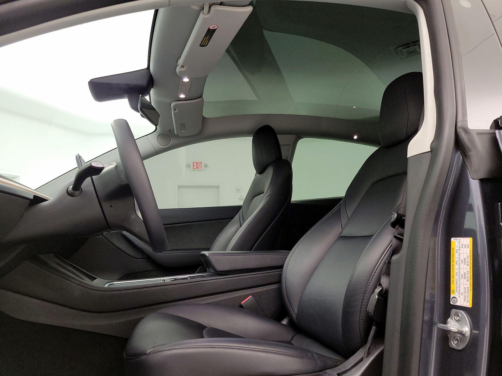 Thumbnail: 2022 Tesla Model Y - 18