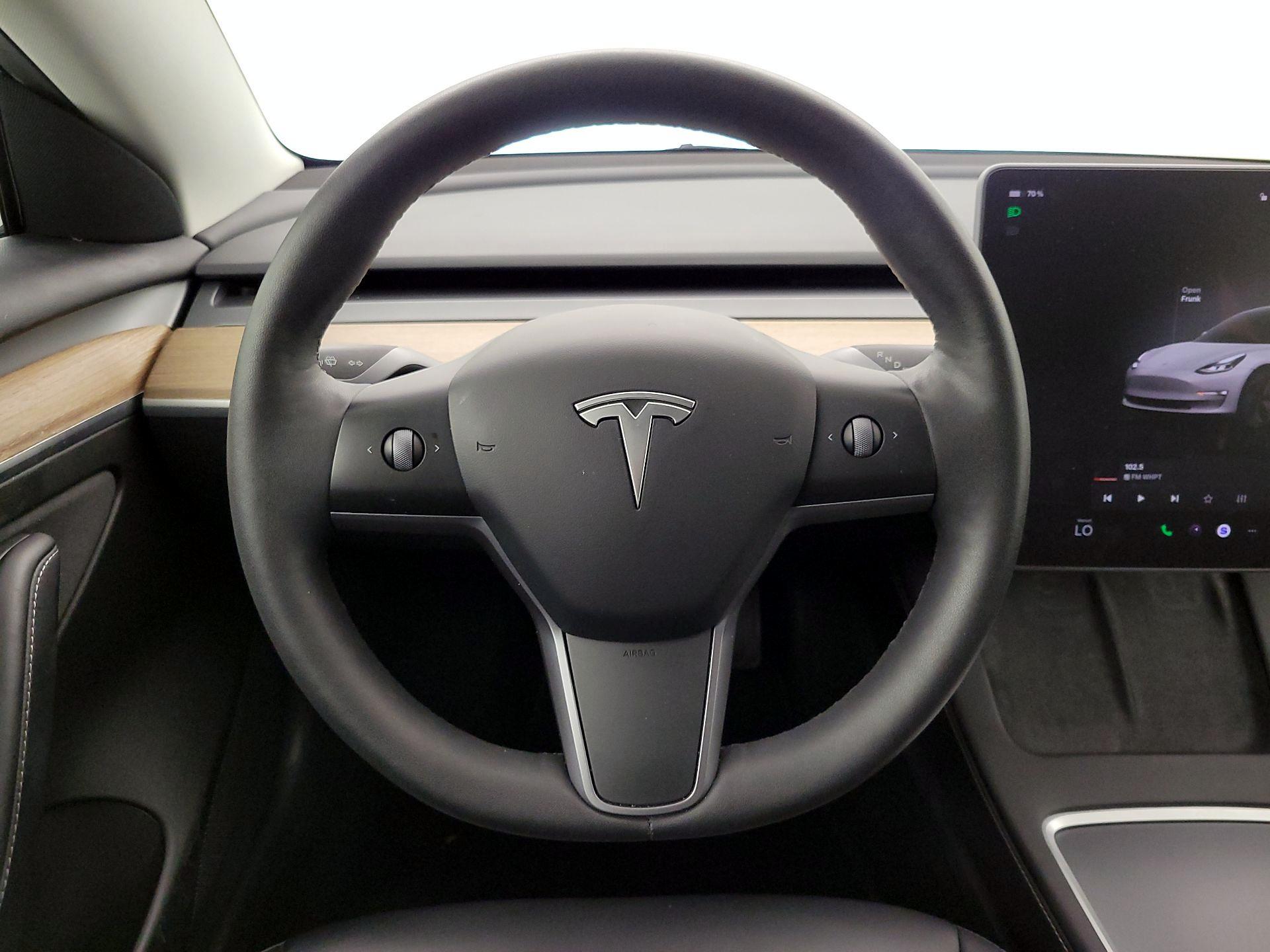 Thumbnail: 2023 Tesla Model 3 - 10