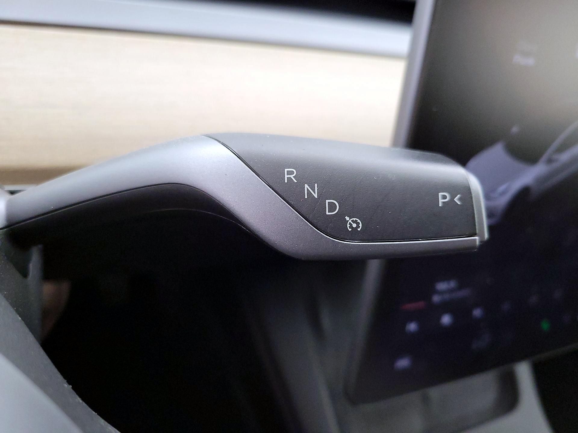 Thumbnail: 2023 Tesla Model 3 - 17