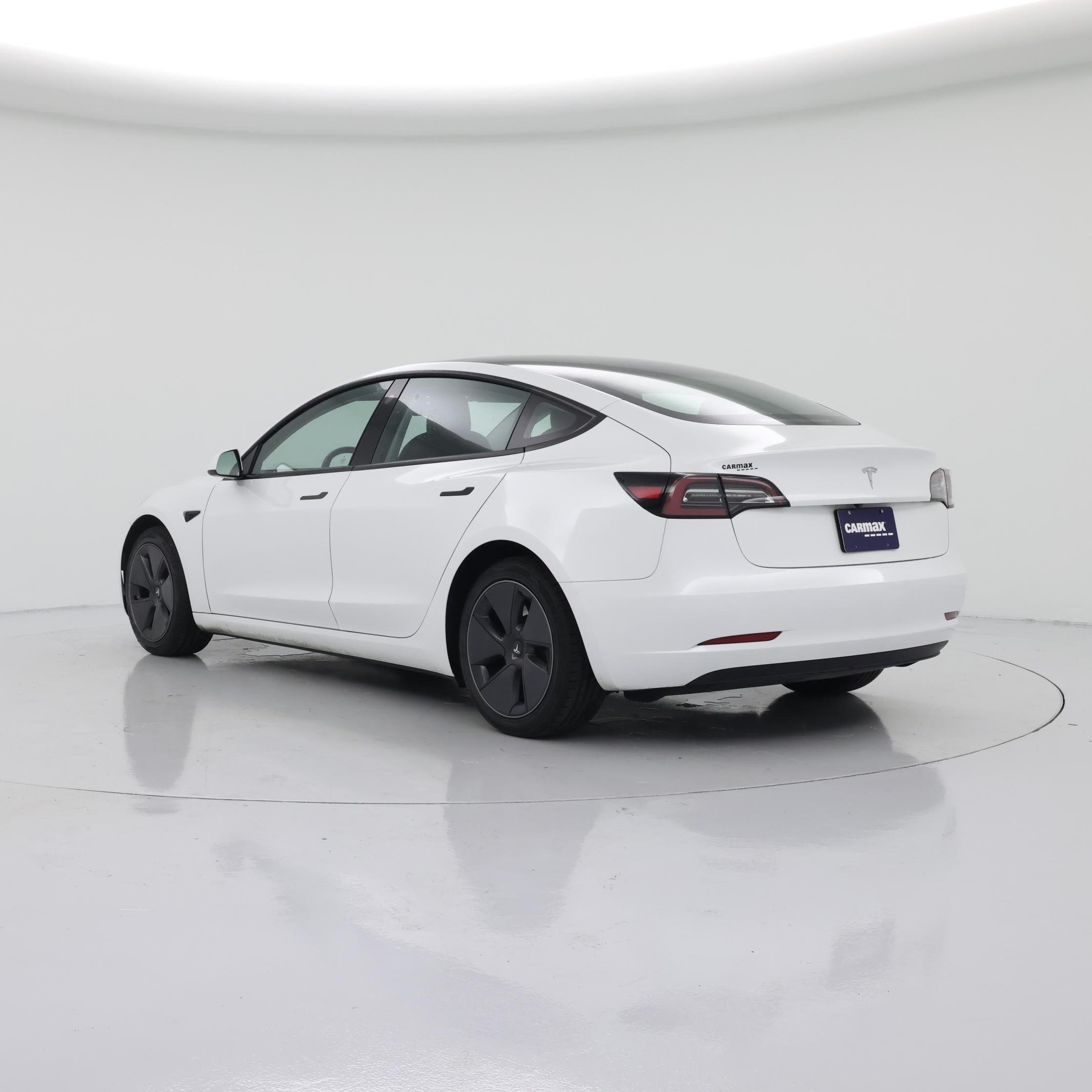 Thumbnail: 2023 Tesla Model 3 - 2