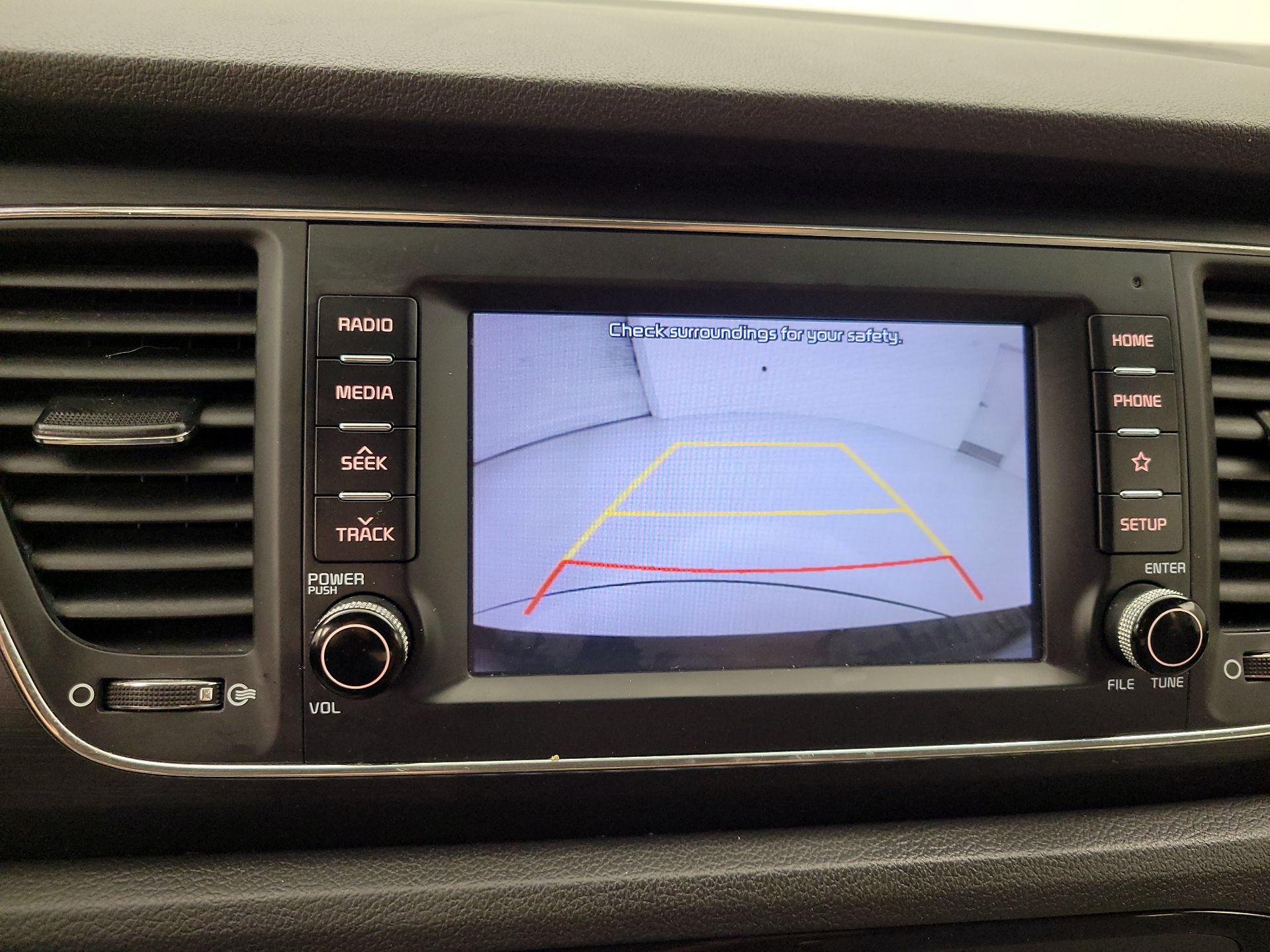 Thumbnail: 2020 Kia Sedona - 14