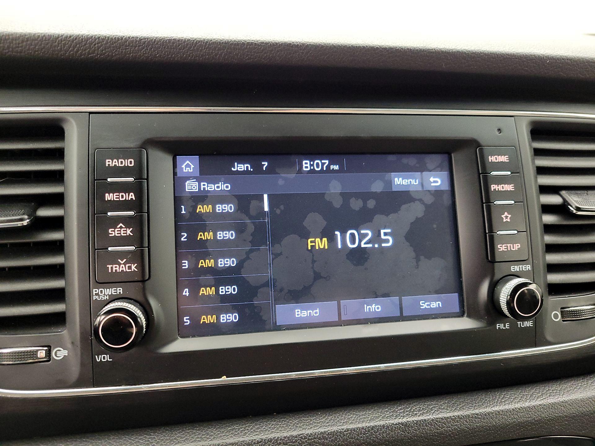 Thumbnail: 2020 Kia Sedona - 15