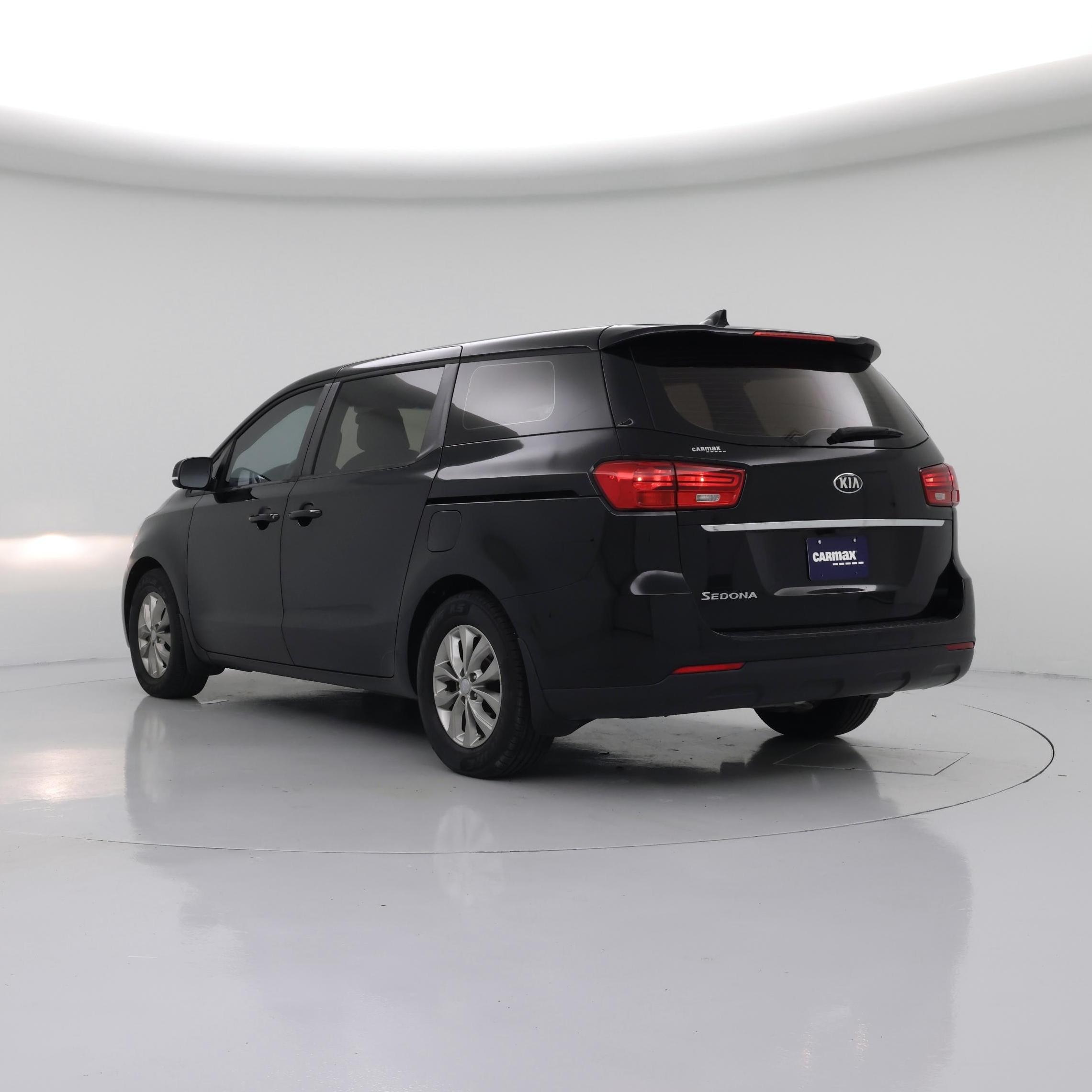 Thumbnail: 2020 Kia Sedona - 2