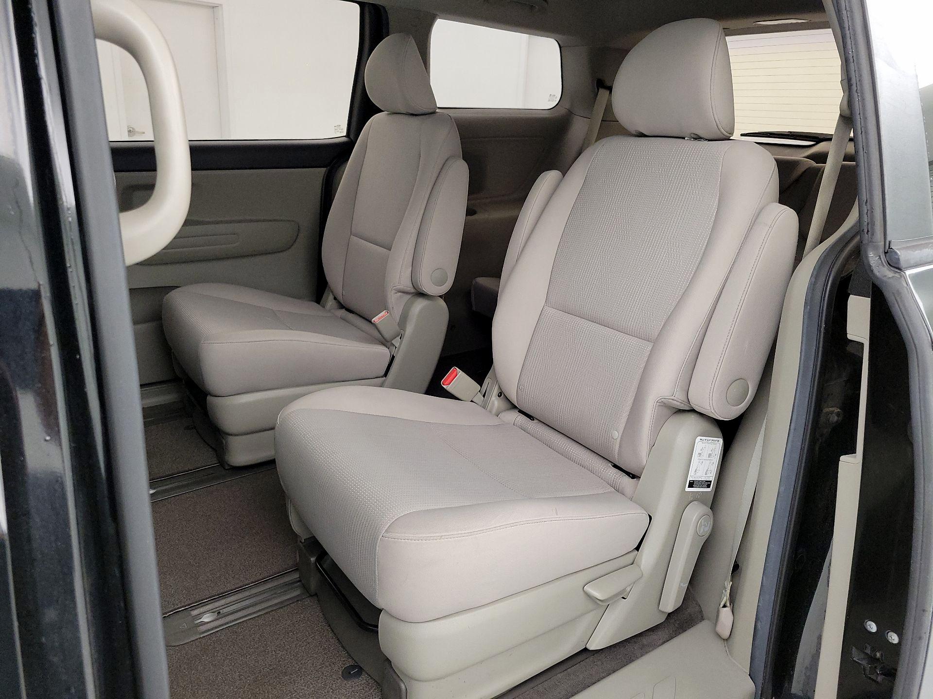 Thumbnail: 2020 Kia Sedona - 19