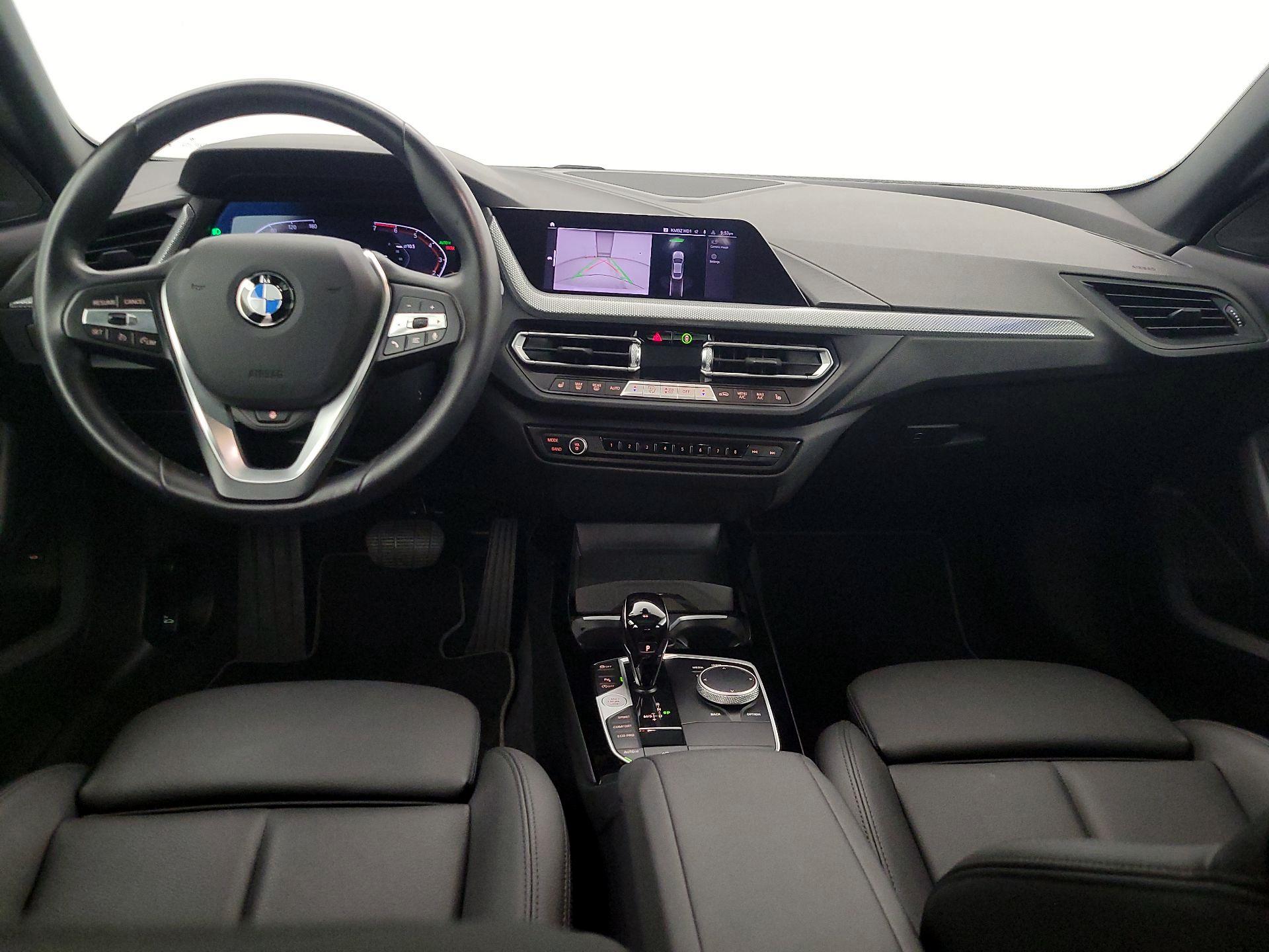 Thumbnail: 2024 BMW 2 Series - 9