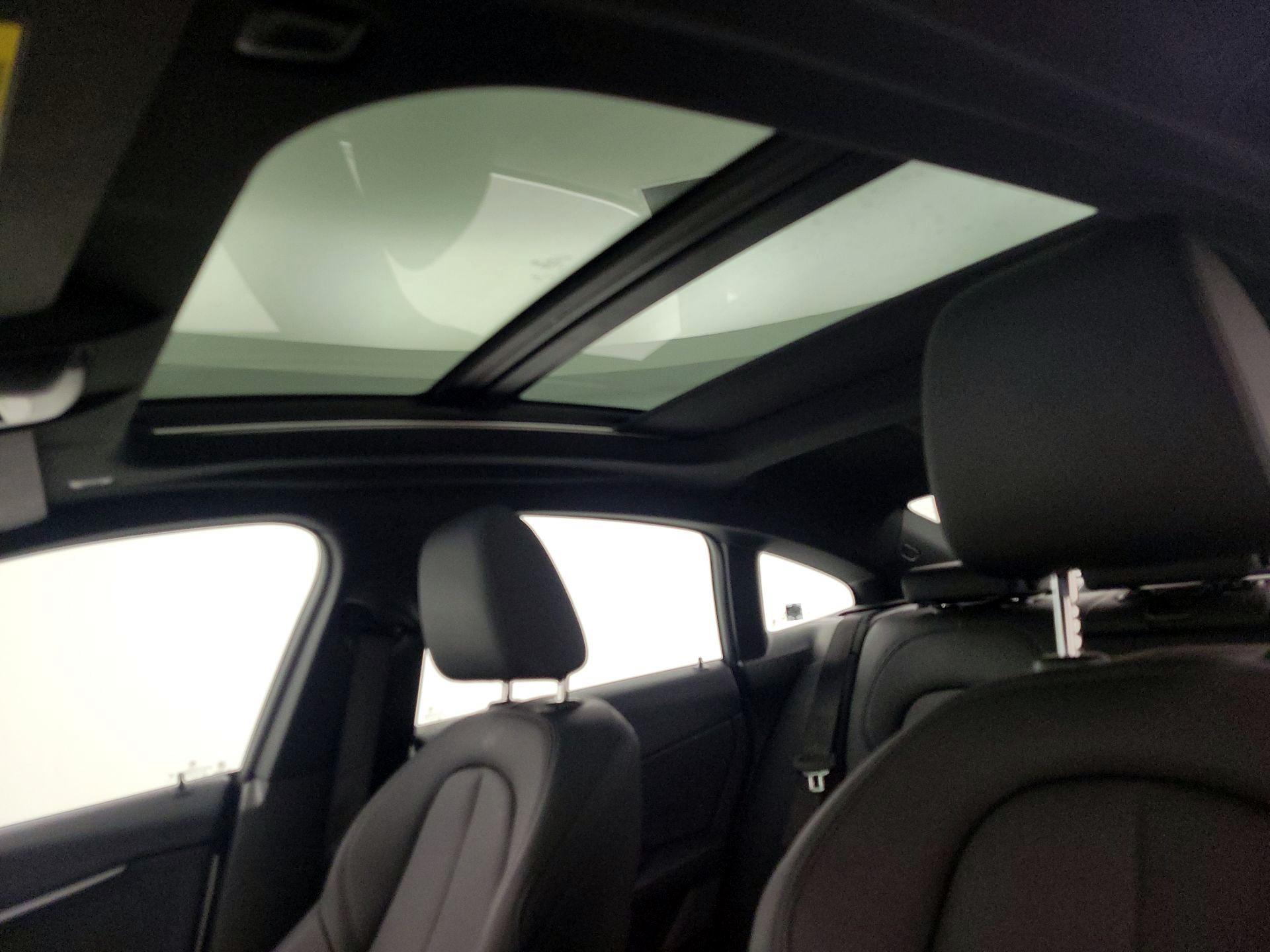 Thumbnail: 2024 BMW 2 Series - 19