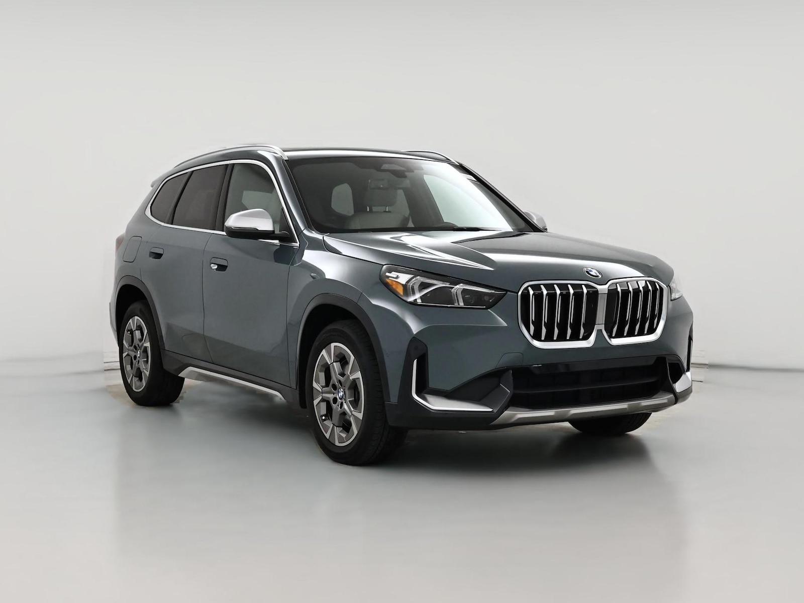 2023 BMW X1 28i
