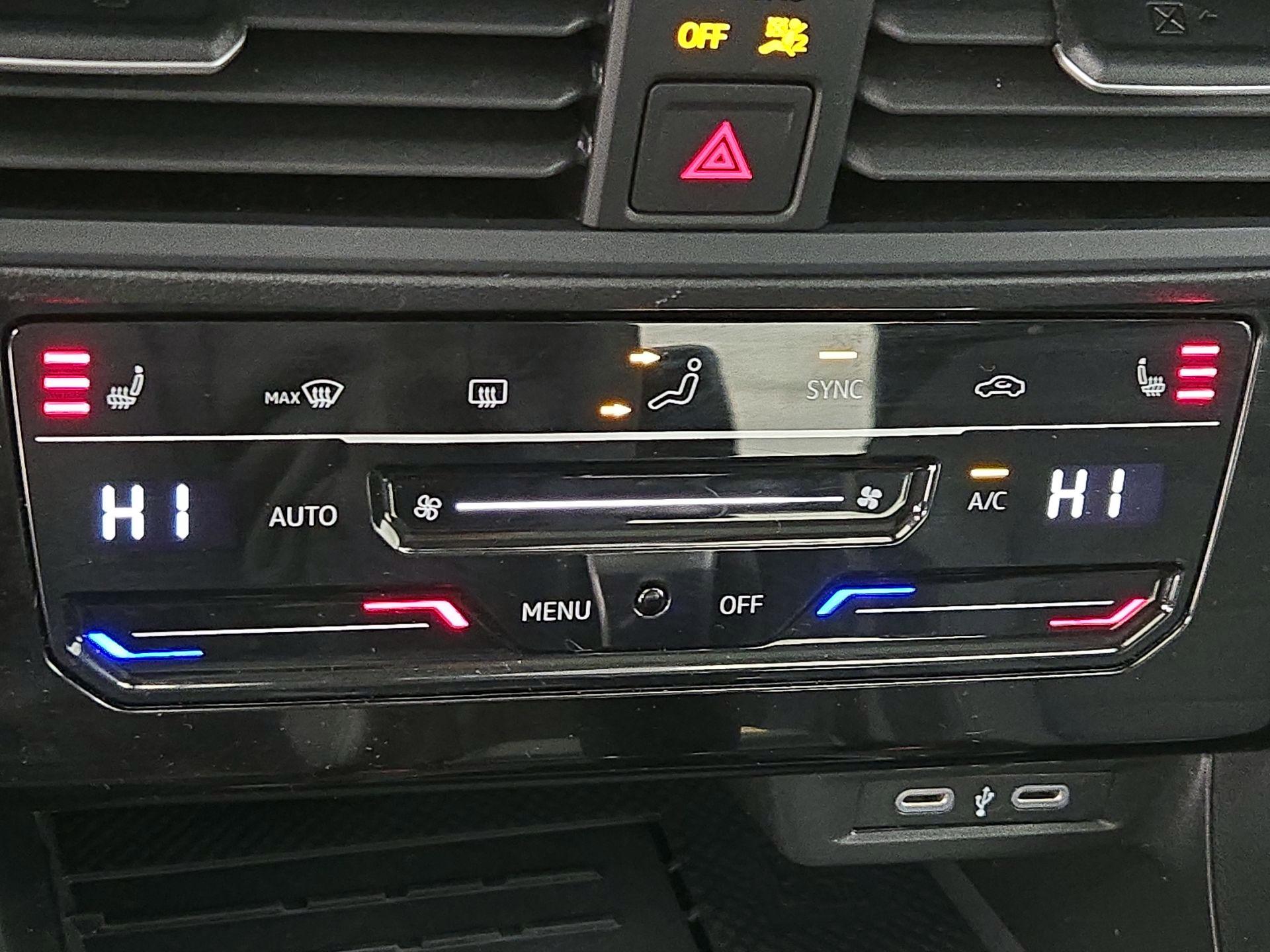 Thumbnail: 2025 Volkswagen Jetta - 16