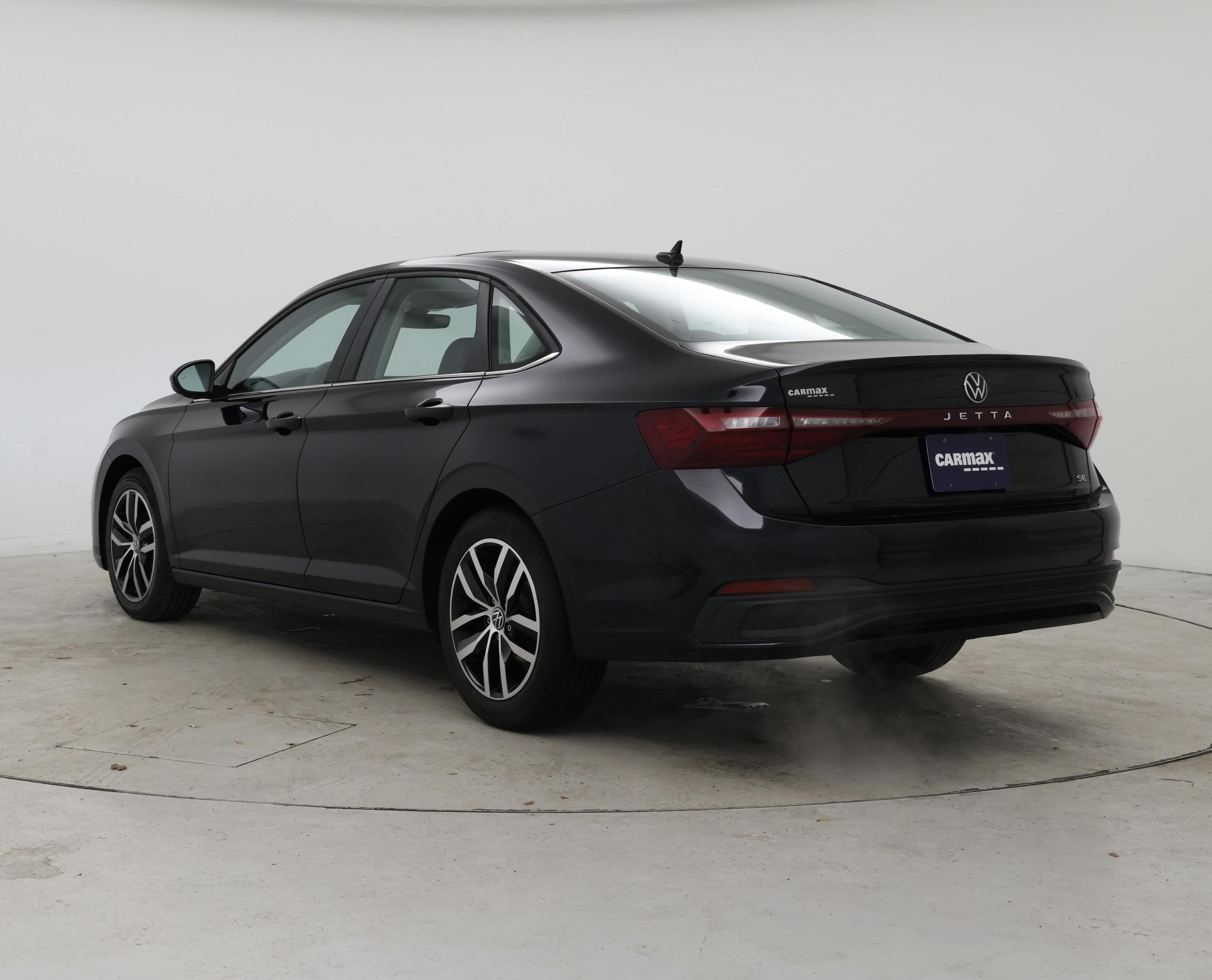 Thumbnail: 2025 Volkswagen Jetta - 2