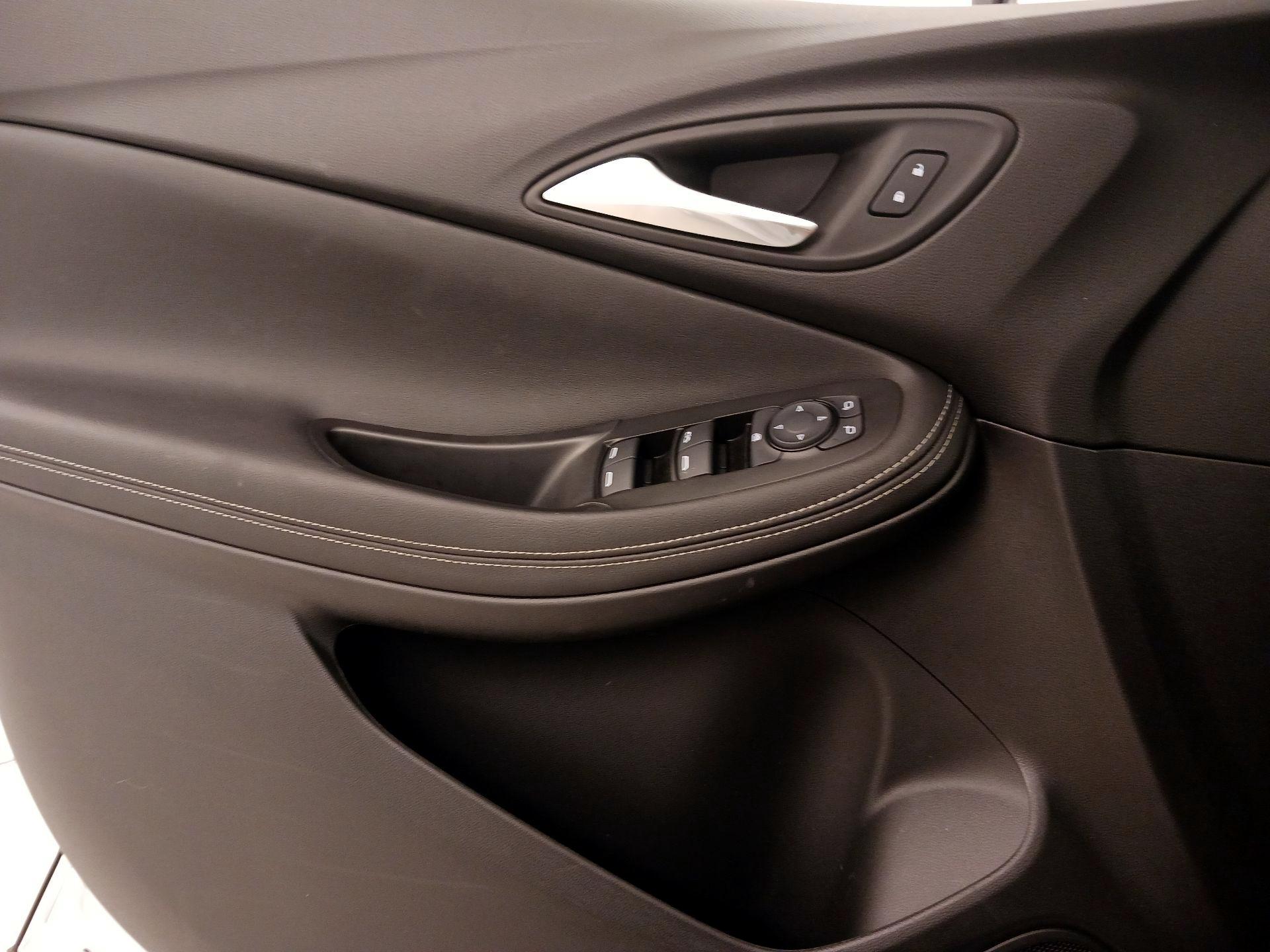 Thumbnail: 2025 Buick Encore GX - 12