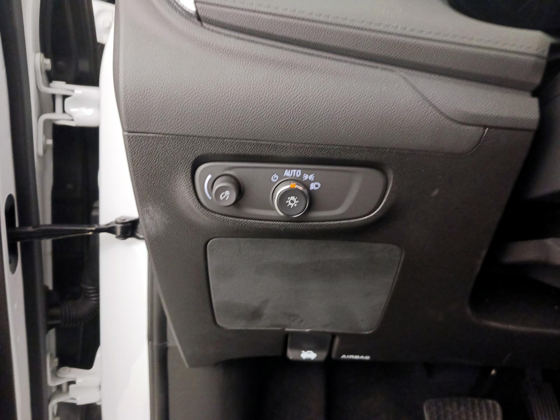 Thumbnail: 2025 Buick Encore GX - 13