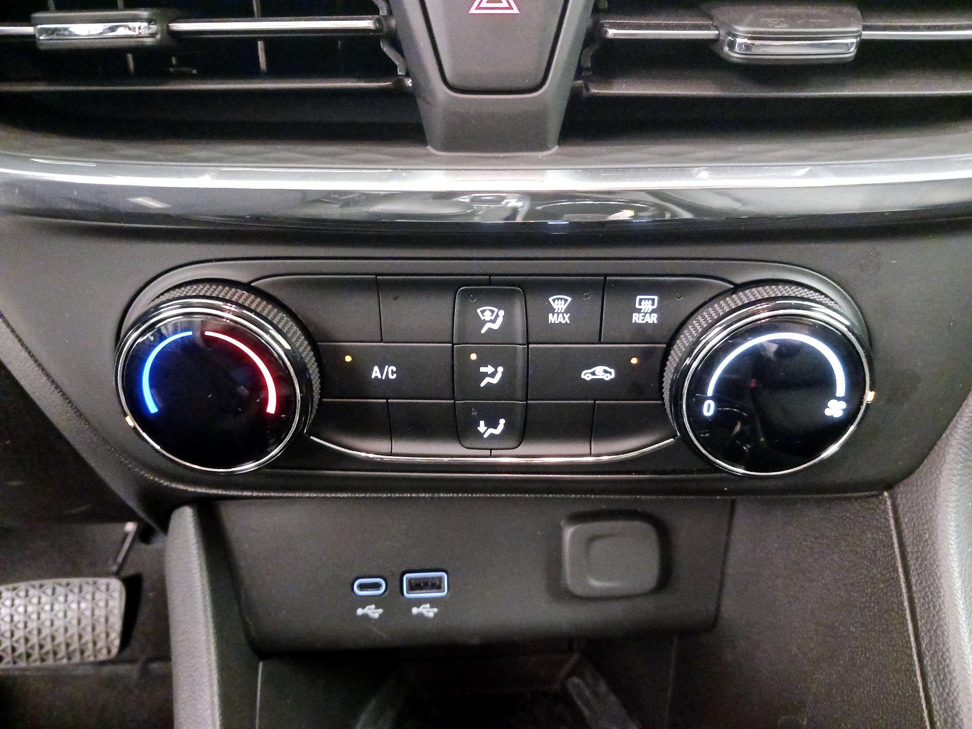 Thumbnail: 2025 Buick Encore GX - 16