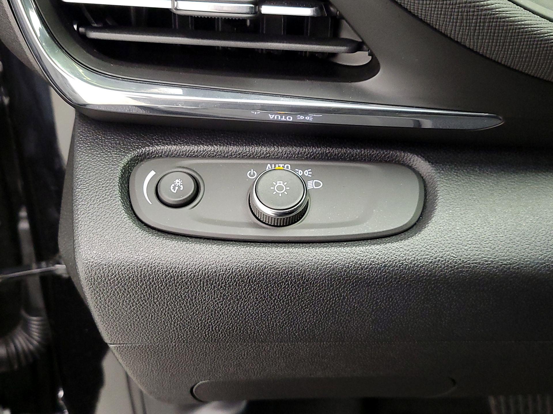 Thumbnail: 2025 Buick Envista - 13