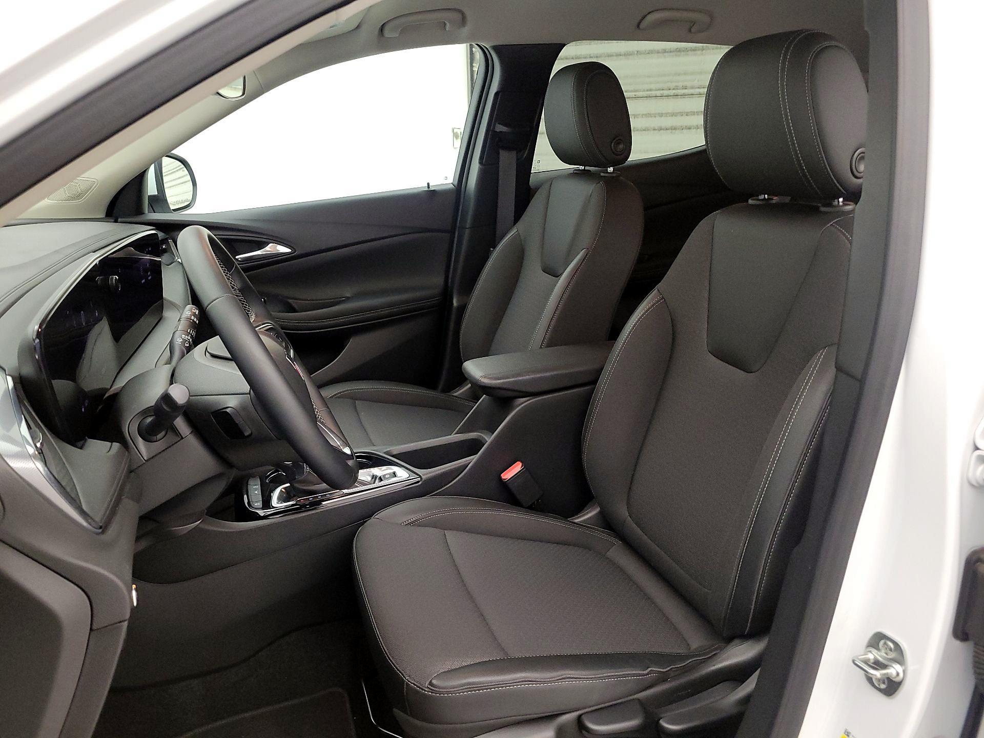 Thumbnail: 2025 Buick Encore GX - 11