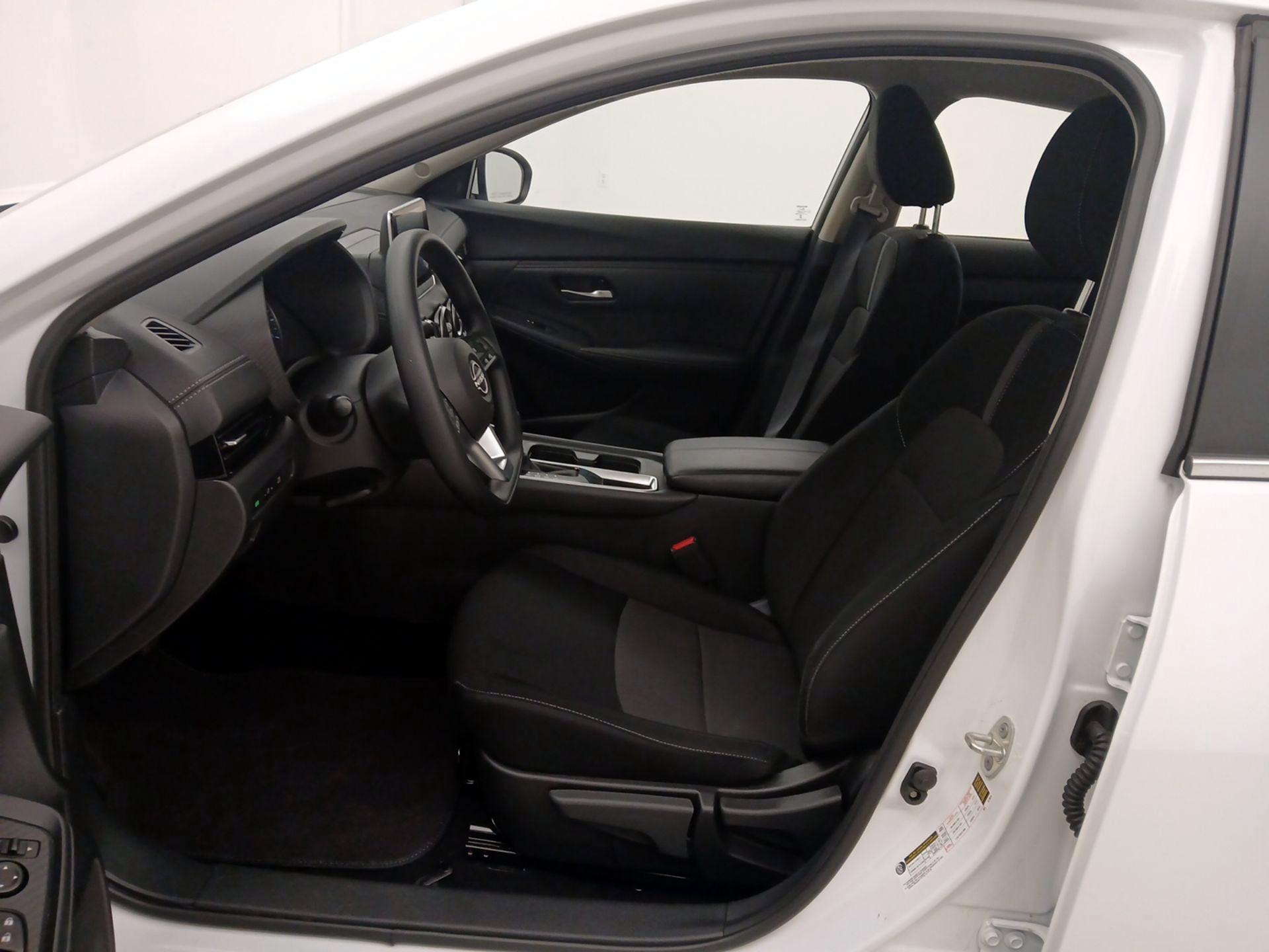 Thumbnail: 2025 Nissan Sentra - 11