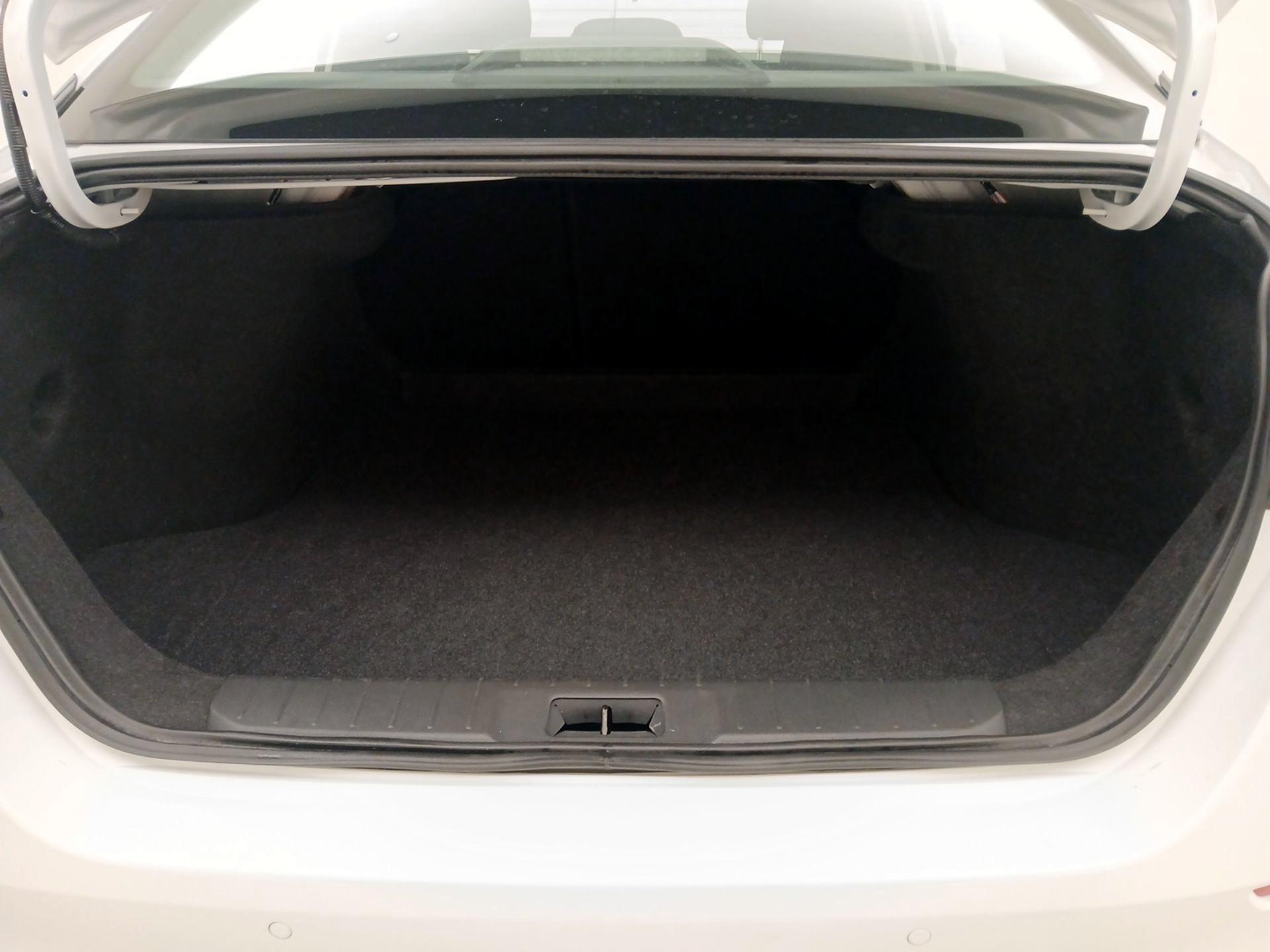 Thumbnail: 2025 Nissan Sentra - 20