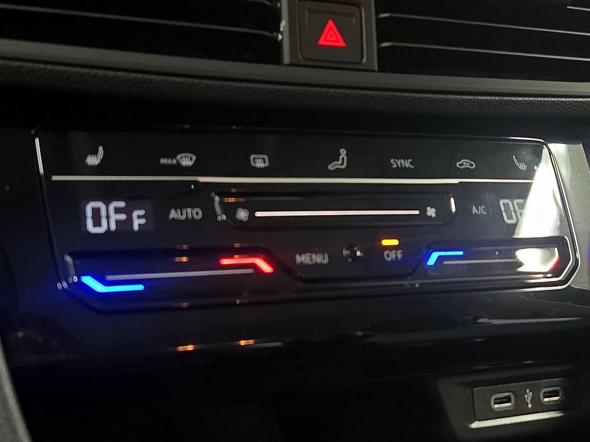 Thumbnail: 2025 Volkswagen Jetta - 16