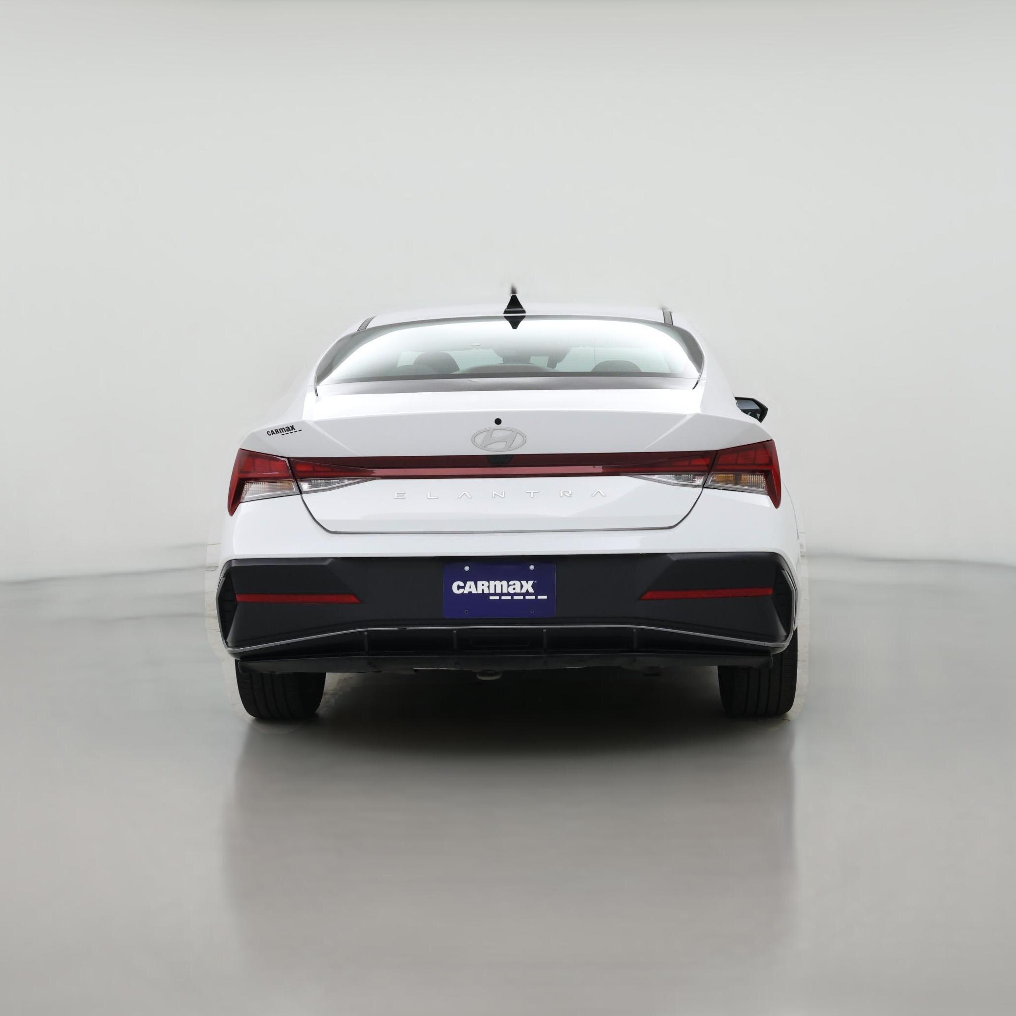 Thumbnail: 2025 Hyundai Elantra - 1