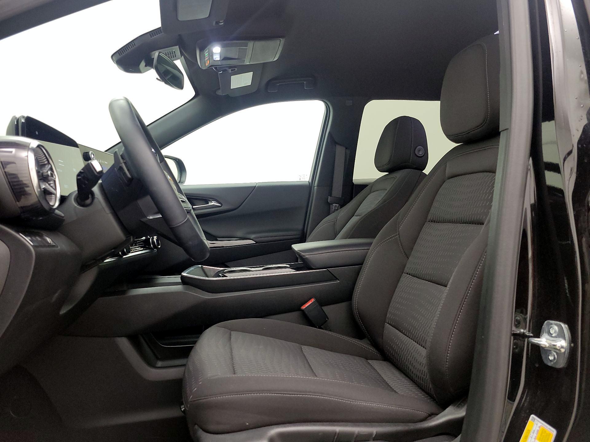 Thumbnail: 2025 Chevrolet Equinox - 11