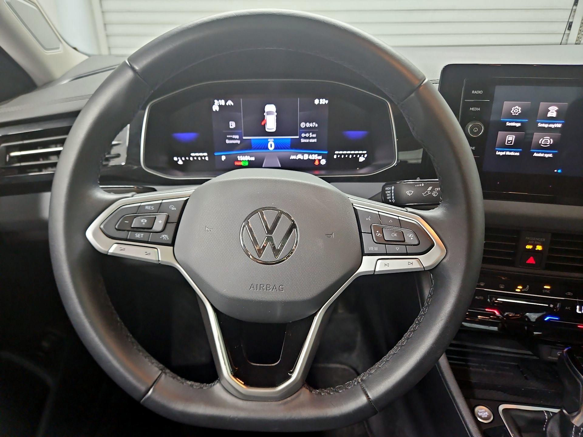 Thumbnail: 2025 Volkswagen Jetta - 10