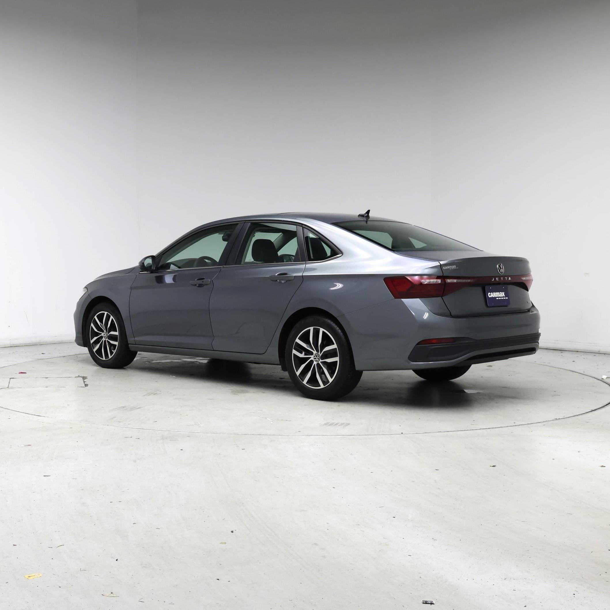 Thumbnail: 2025 Volkswagen Jetta - 2