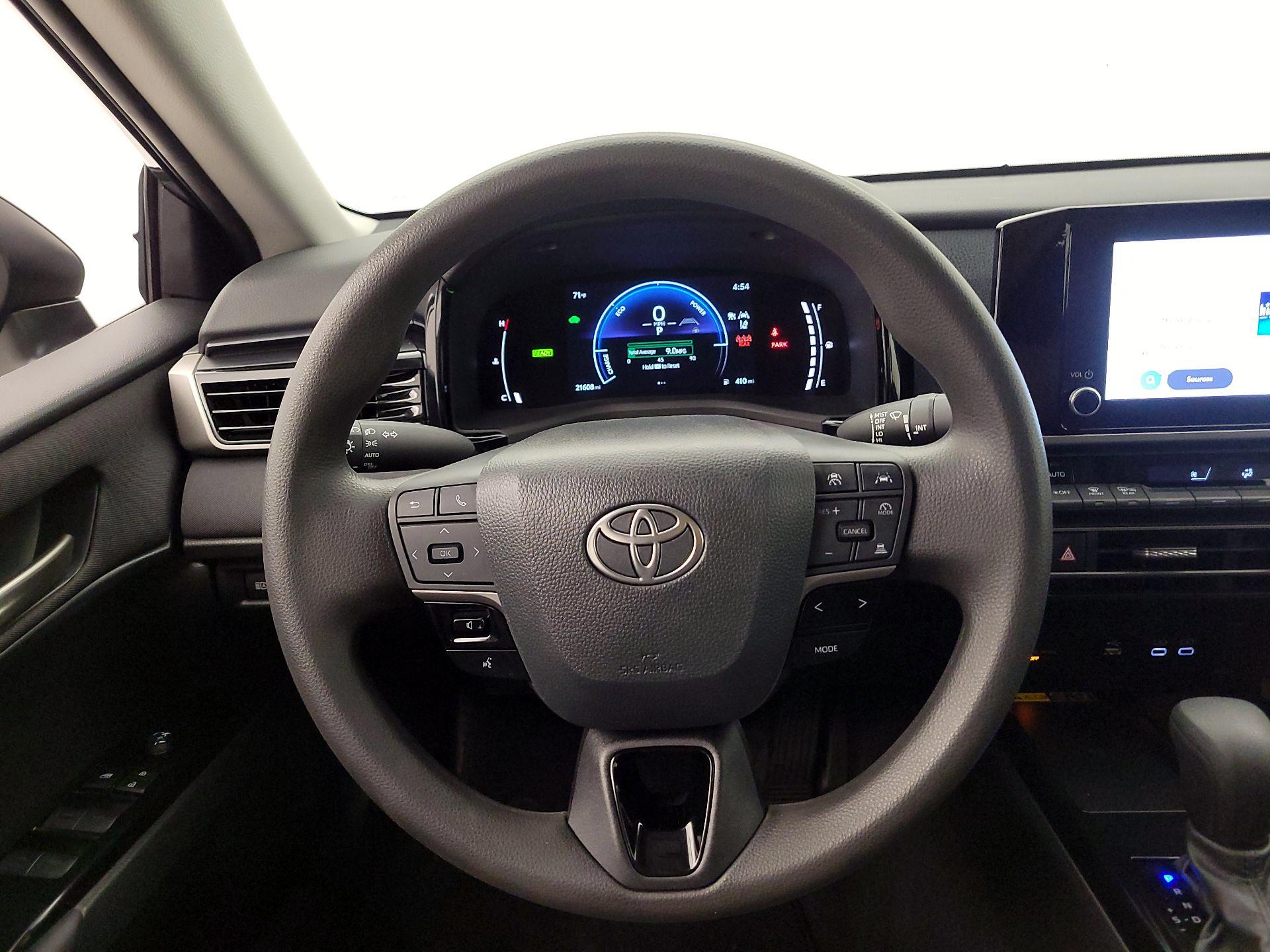 Thumbnail: 2025 Toyota Camry - 10