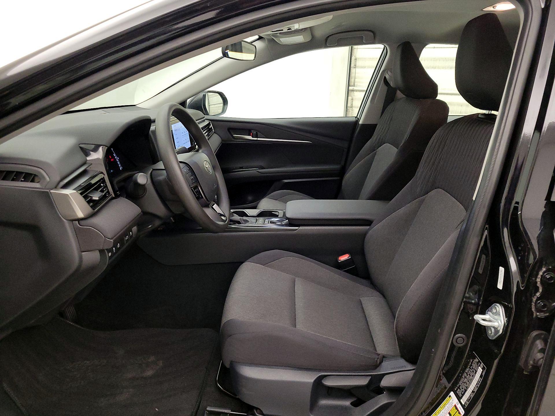 Thumbnail: 2025 Toyota Camry - 11